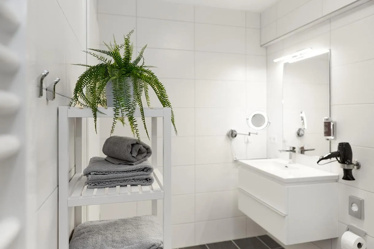 Shower in SERVENTO Boardinghouse