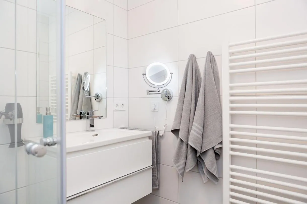 Shower in SERVENTO Boardinghouse