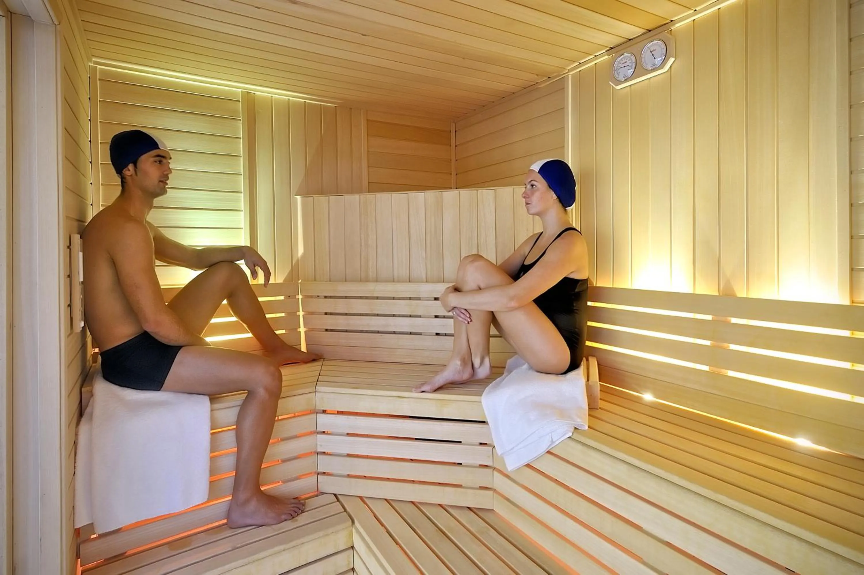 People in Vincci Selección Aleysa