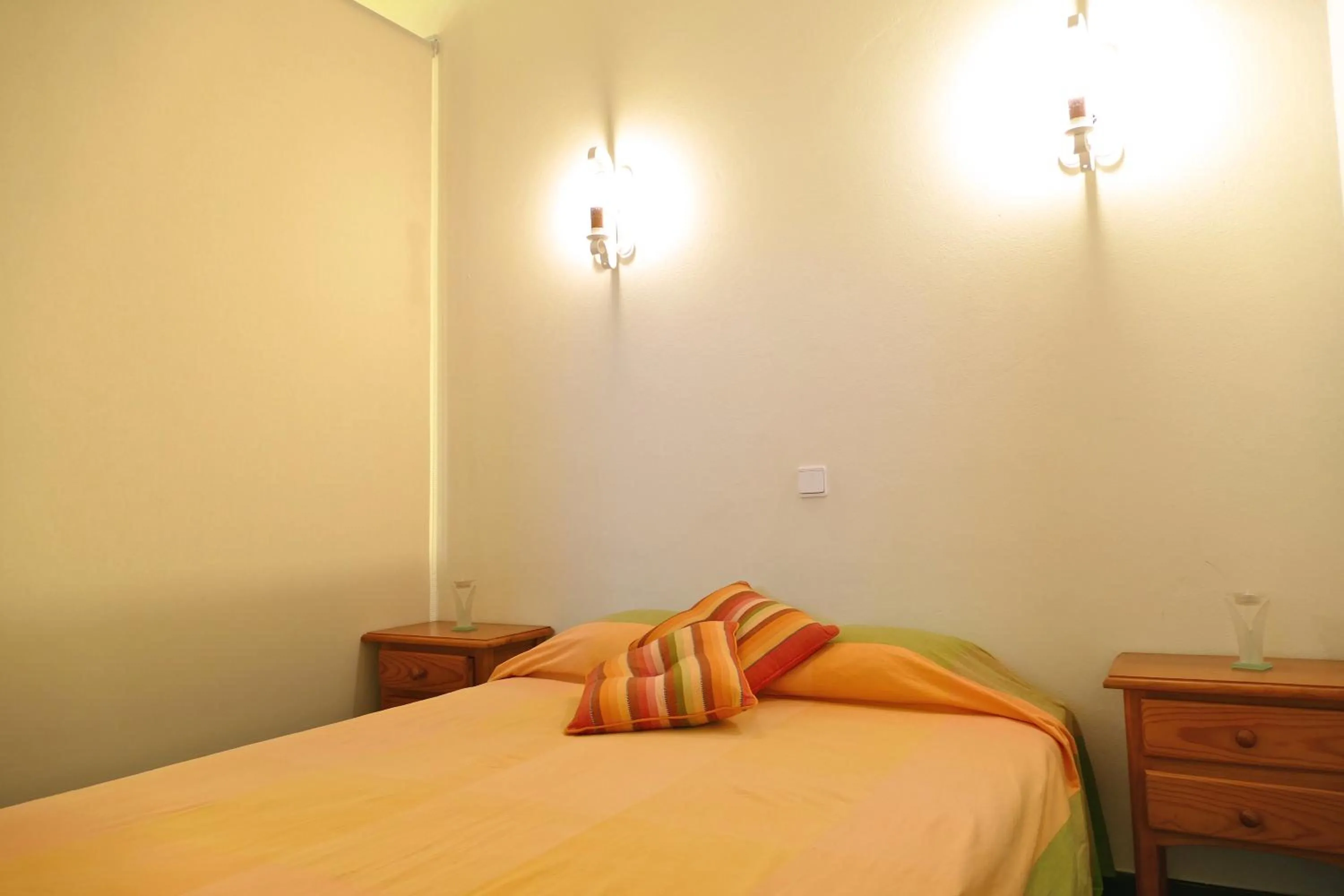 Bedroom, Bed in Apartamentos Barracuda