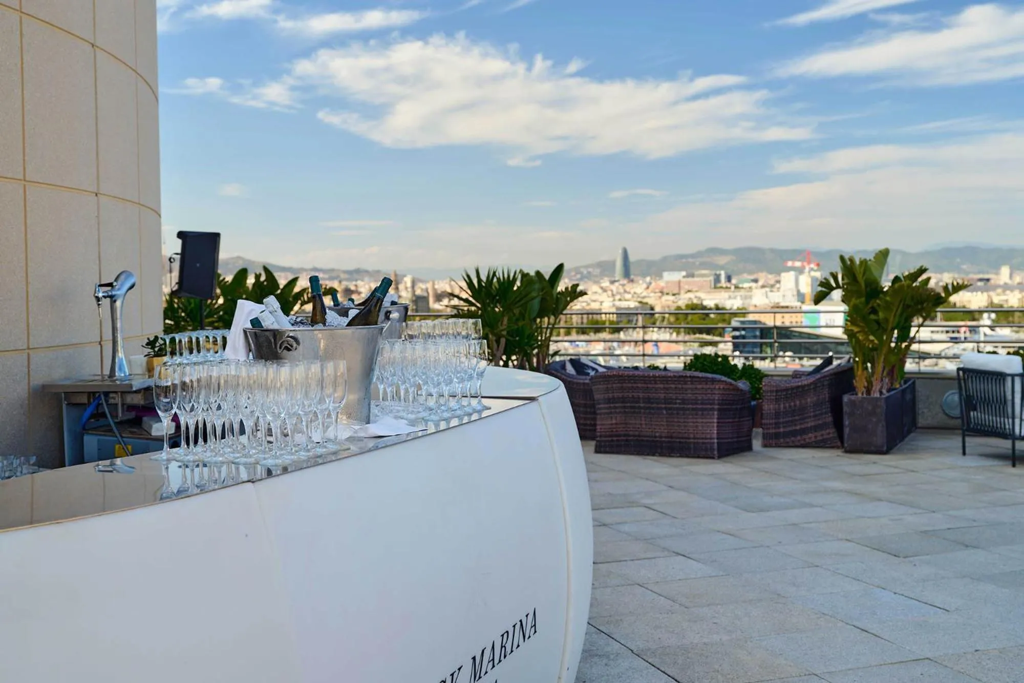 Restaurant/places to eat in Eurostars Grand Marina Hotel GL