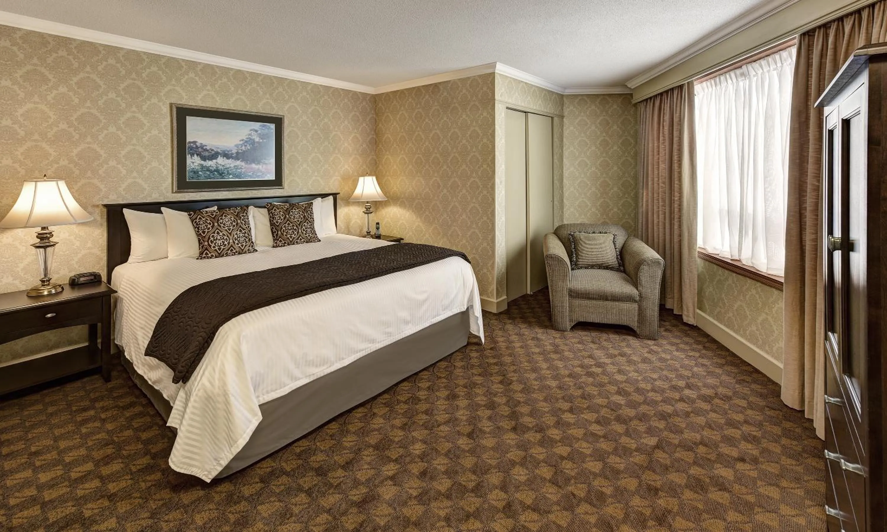 Photo of the whole room, Bed in The Water Tower Inn - BW Premier Collection