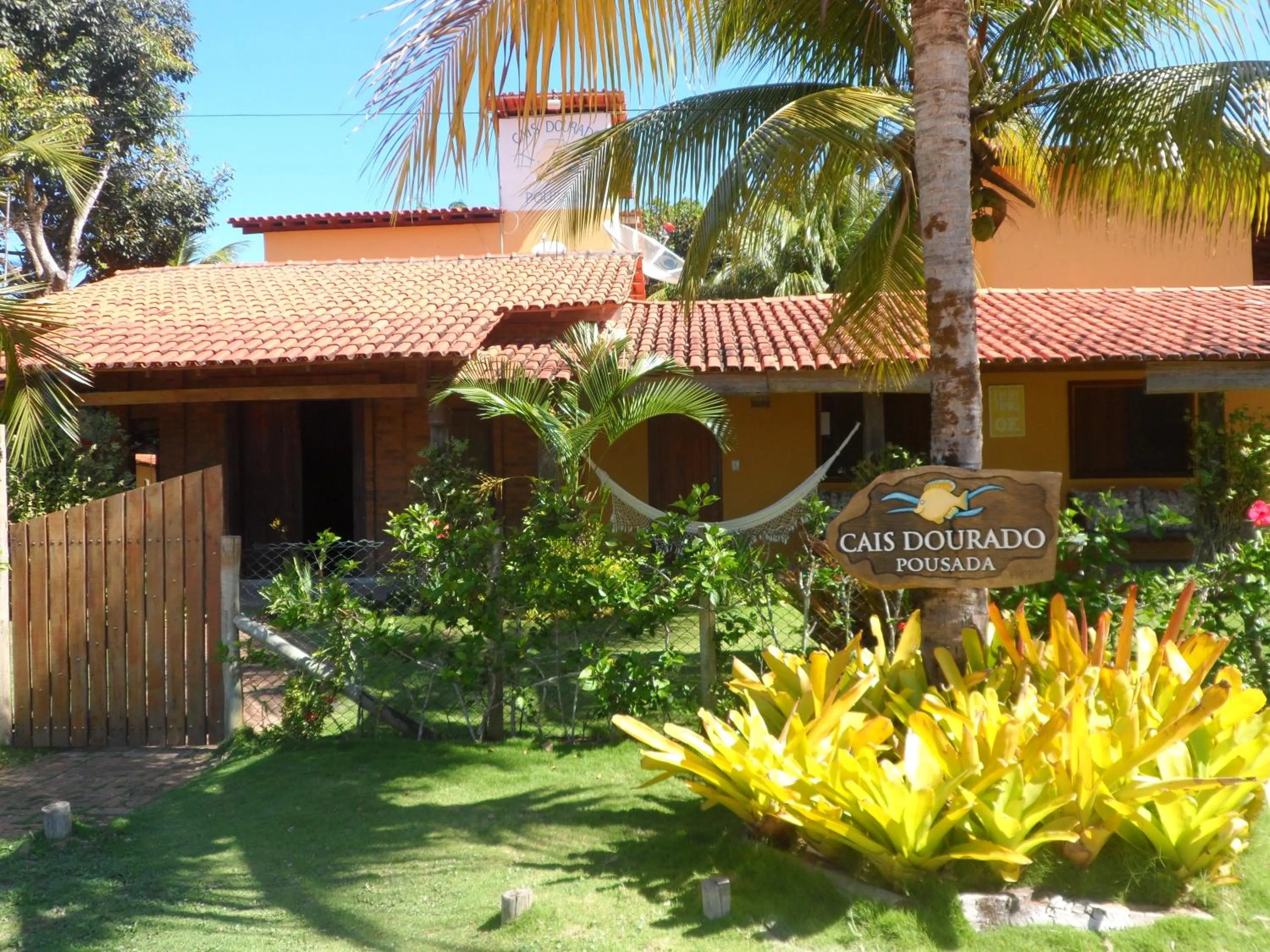 Property logo or sign in Cais Dourado Pousada