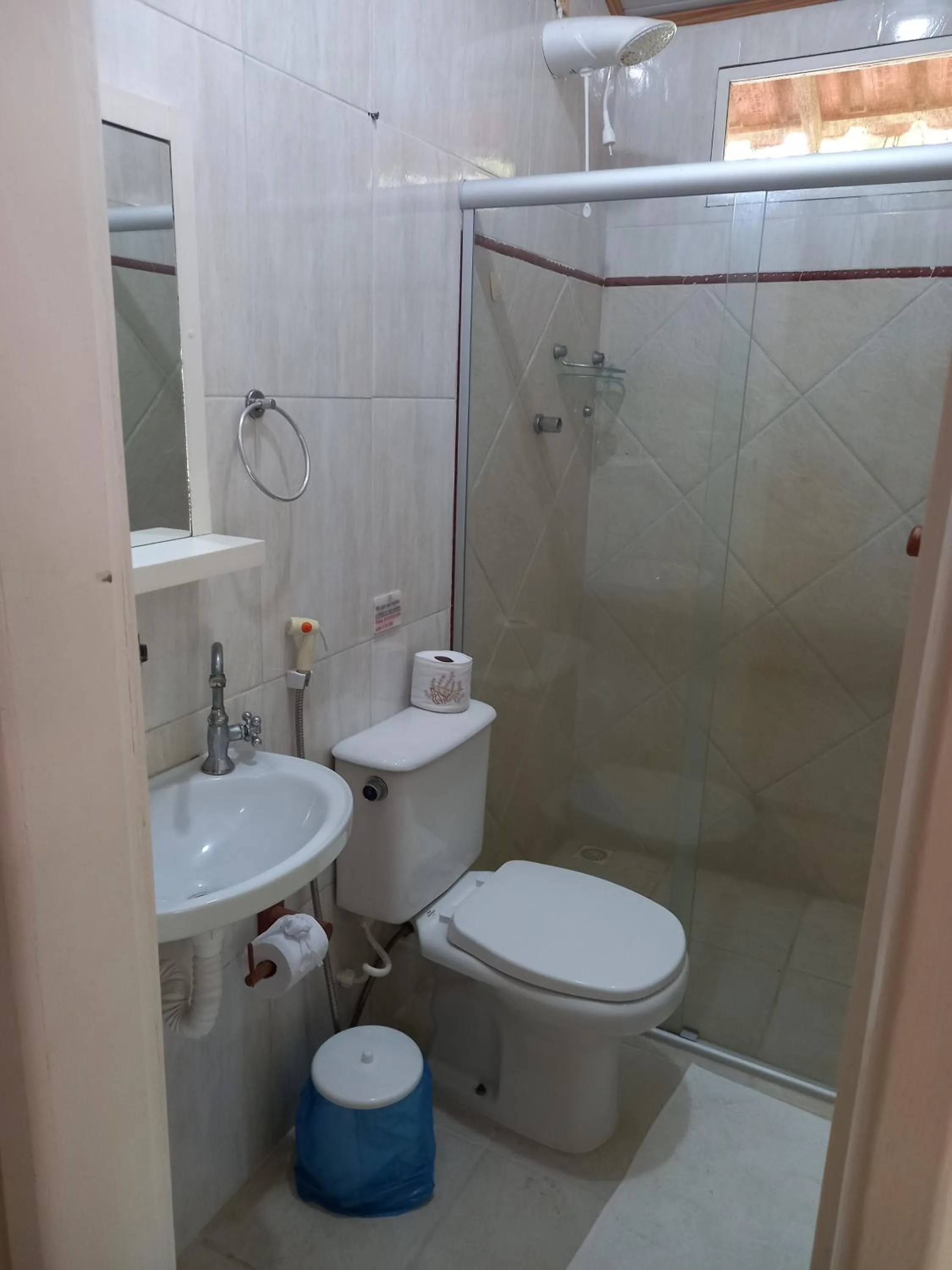 Toilet in Cais Dourado Pousada