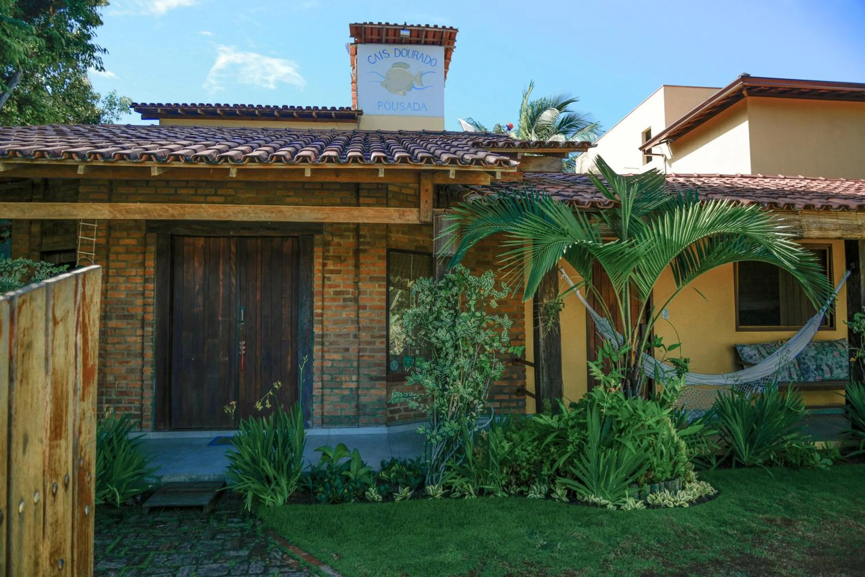 Property building in Cais Dourado Pousada