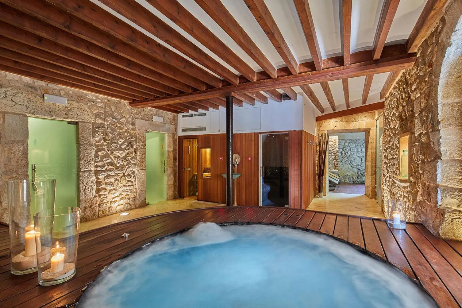 Hot Tub in Cas Comte Suites & Spa - Adults Only