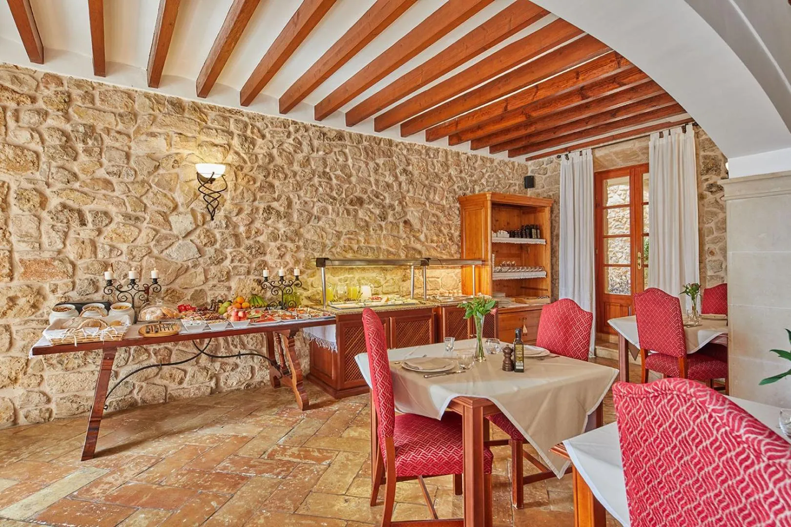 Dining area in Cas Comte Suites & Spa - Adults Only
