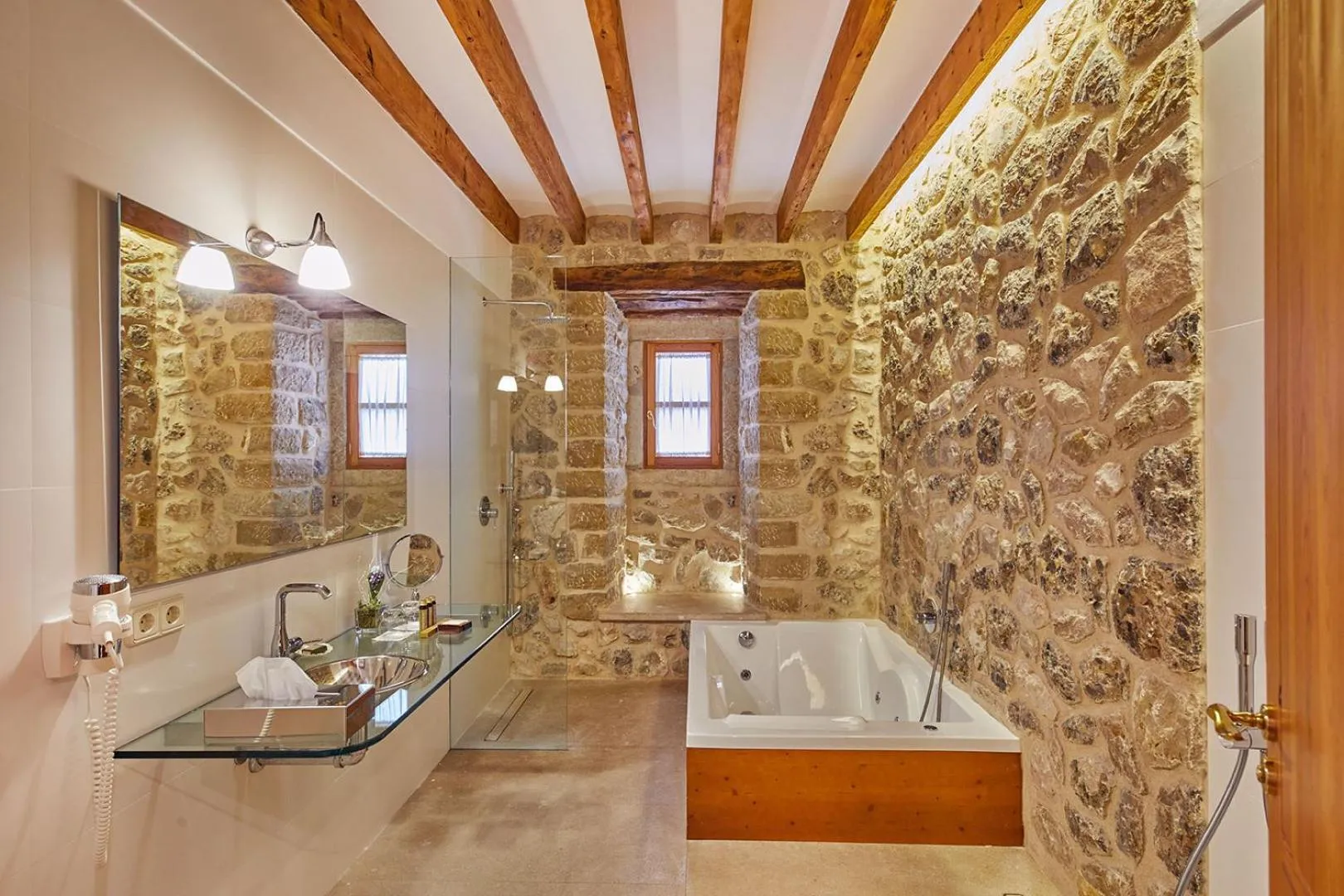 Shower in Cas Comte Suites & Spa - Adults Only