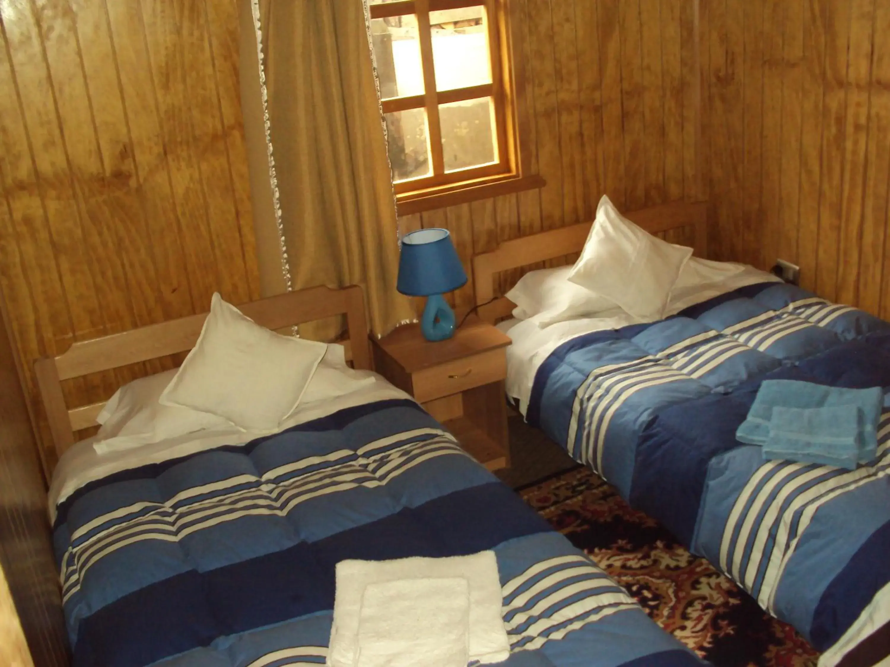 Twin Room with Shared Bathroom in Hosteria Rayen Twin Room with Shared Bathroom in Hosteria Rayen