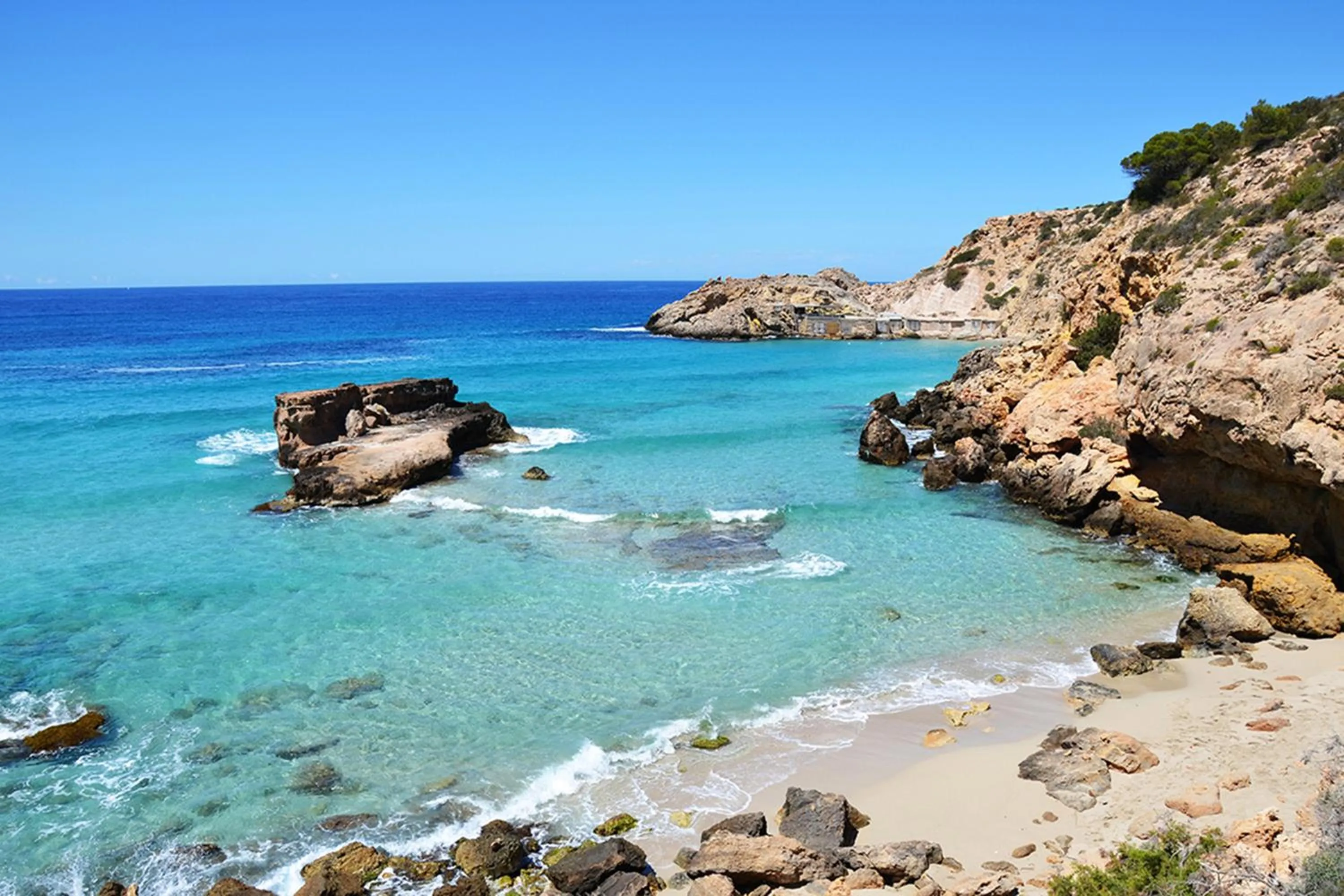 Beach in Hotel Vibra Cala Tarida-3SUP