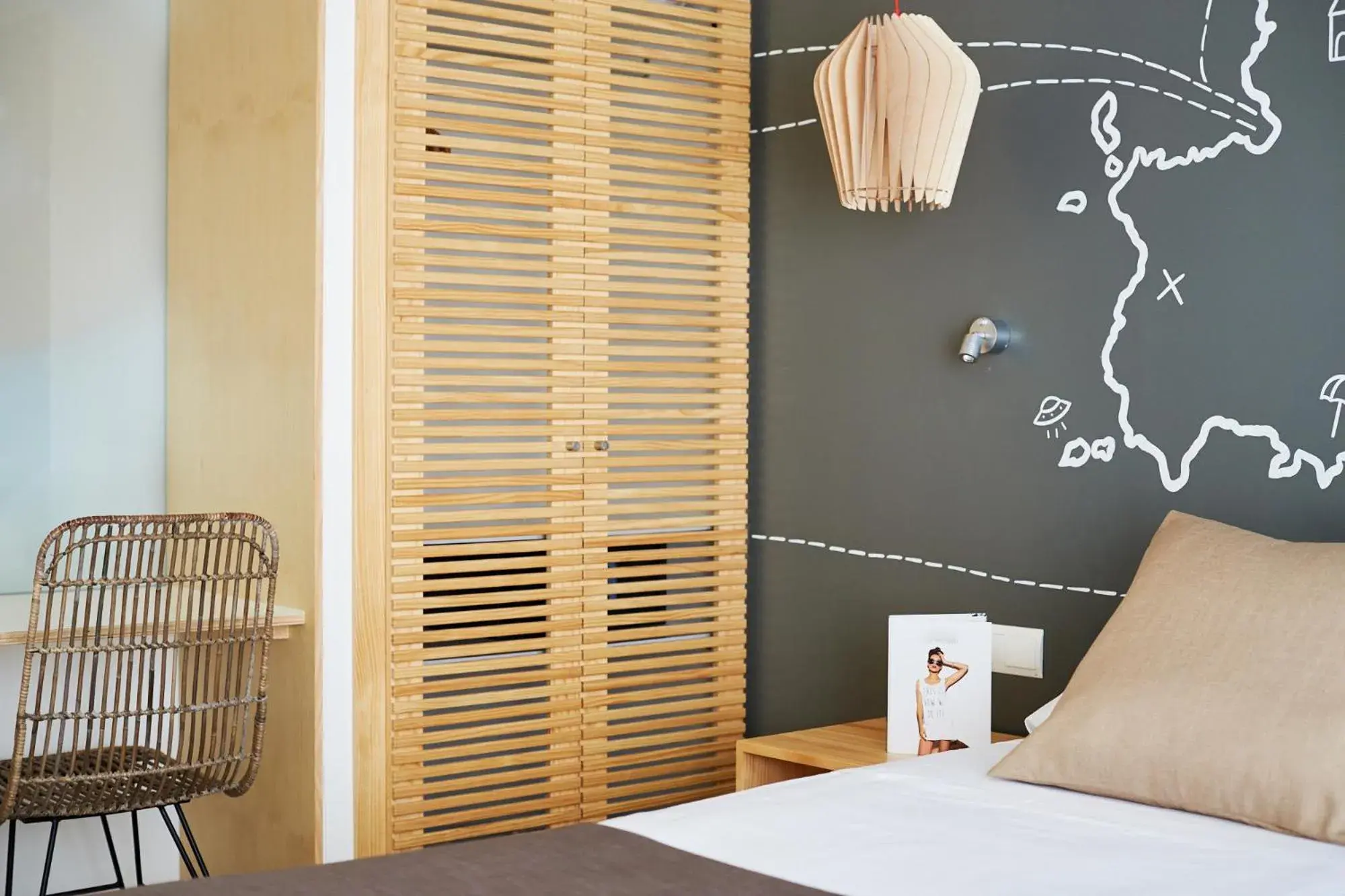 wardrobe, Bed in Hotel Vibra Cala Tarida-3SUP wardrobe, Bed in Hotel Vibra Cala Tarida-3SUP