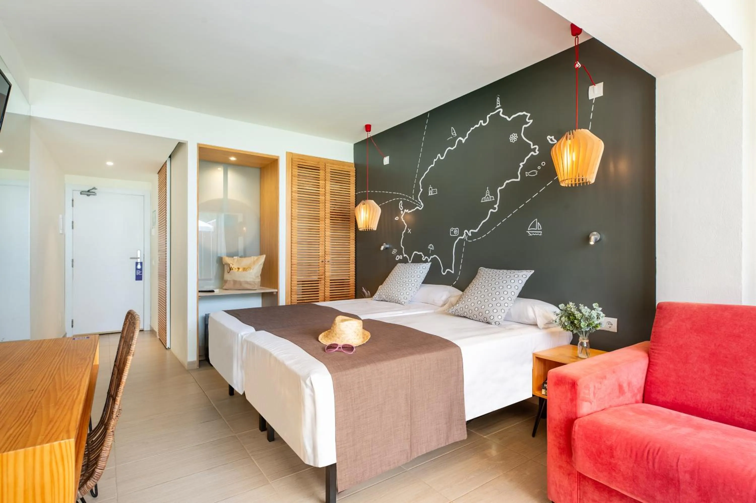 Photo of the whole room, Bed in Hotel Vibra Cala Tarida-3SUP