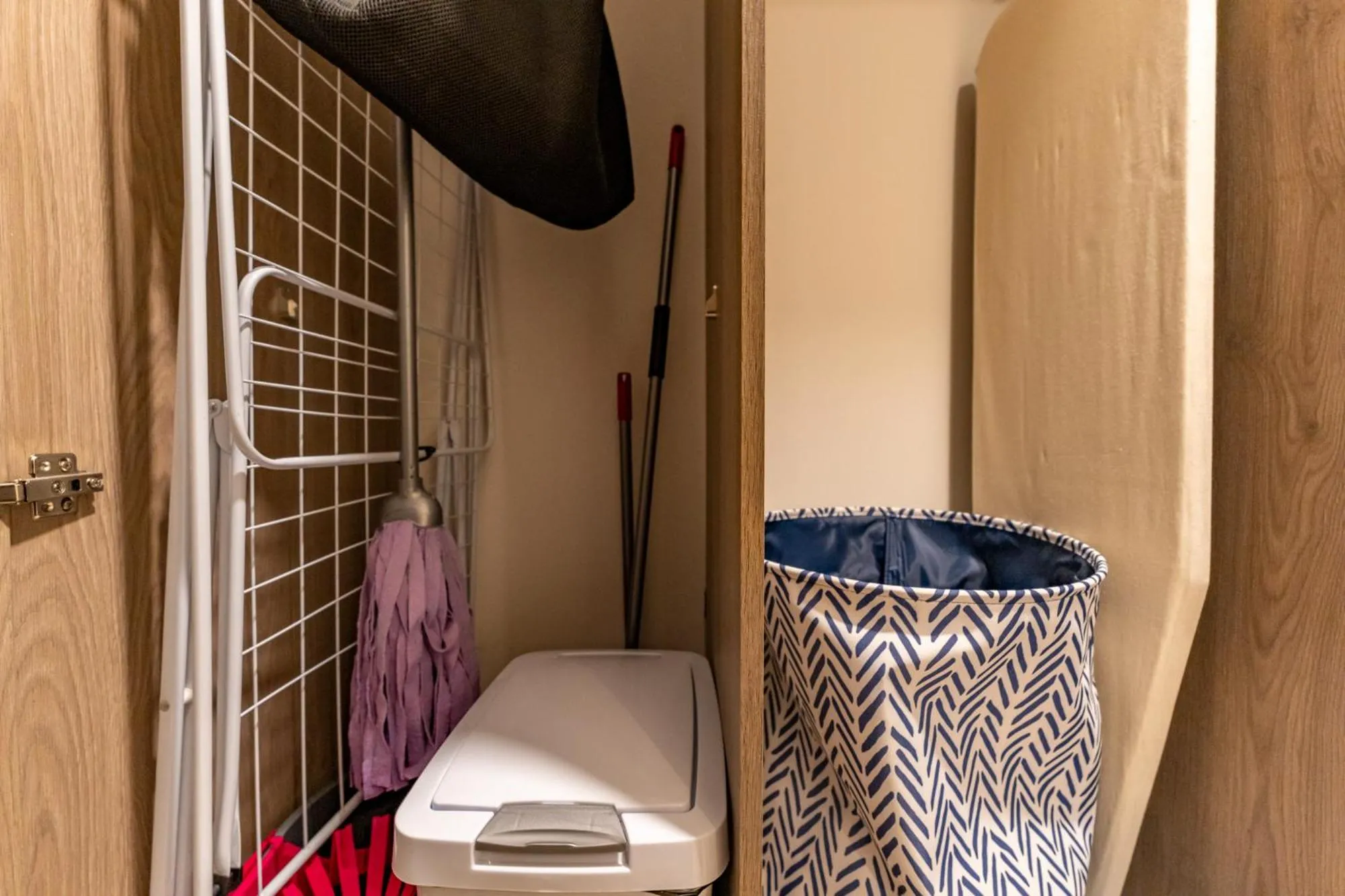 wardrobe in Syrena Adventure