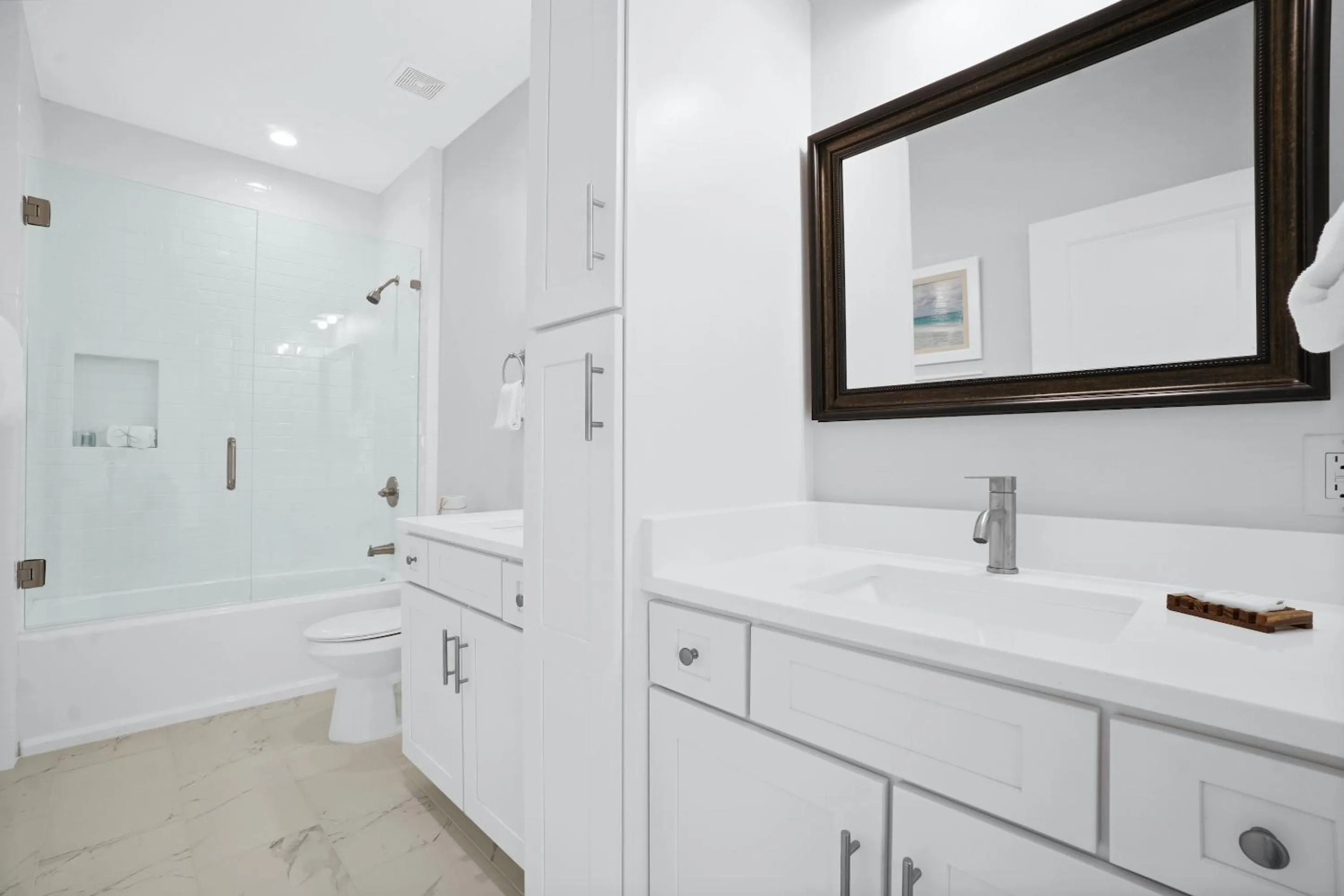 Shower in 30A Beach House - Summer Lovin' by Panhandle Getaways