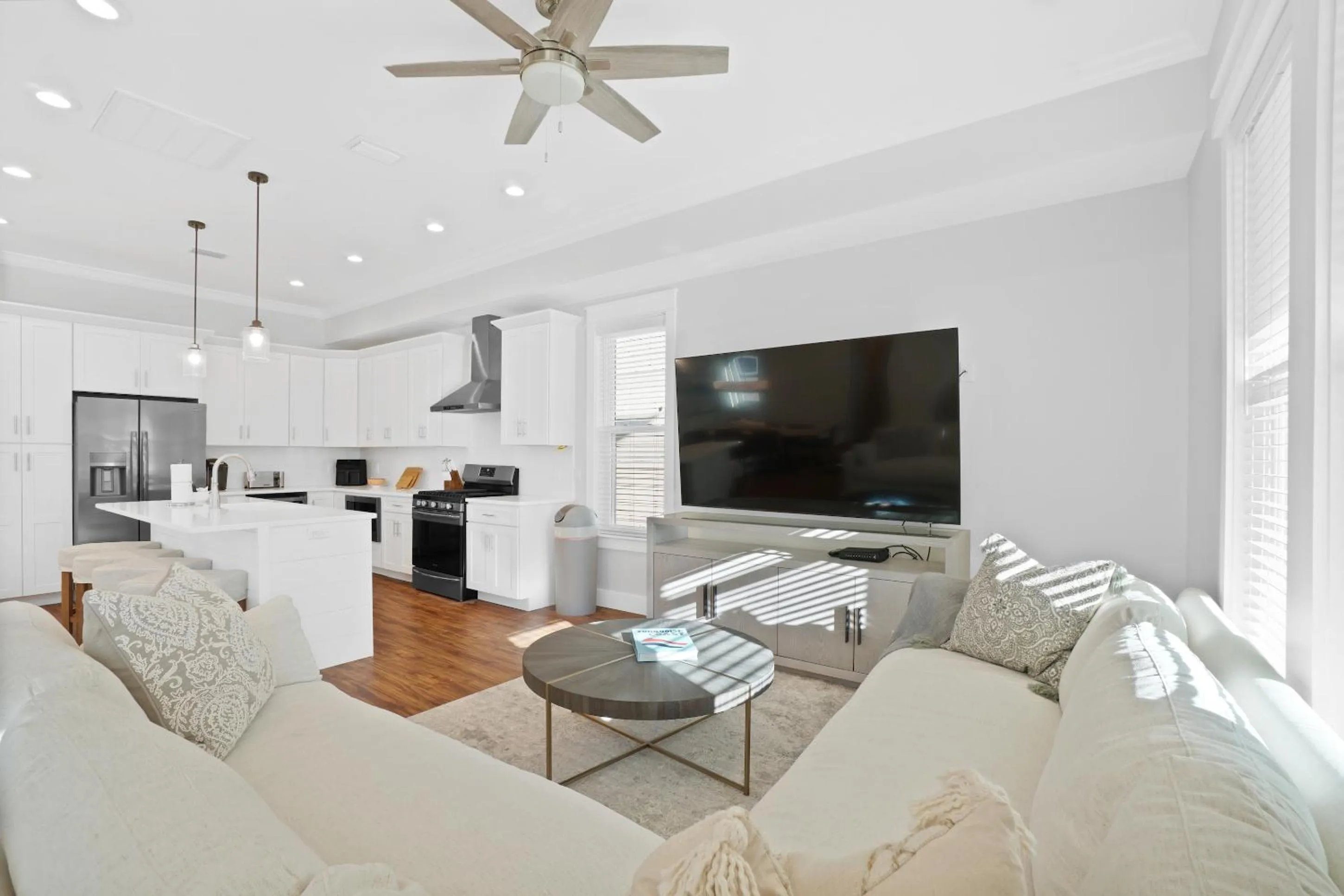 TV and multimedia in 30A Beach House - Summer Lovin' by Panhandle Getaways
