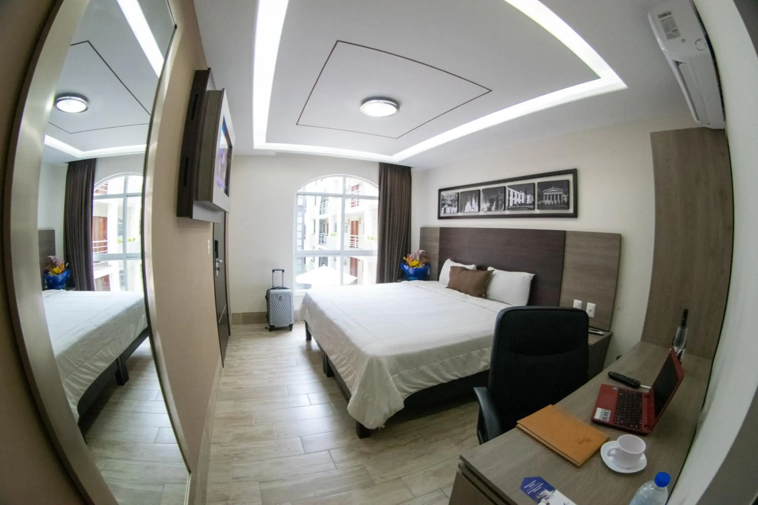 Inner courtyard view, Bed in Hotel River Poliforum Inner courtyard view, Bed in Hotel River Poliforum