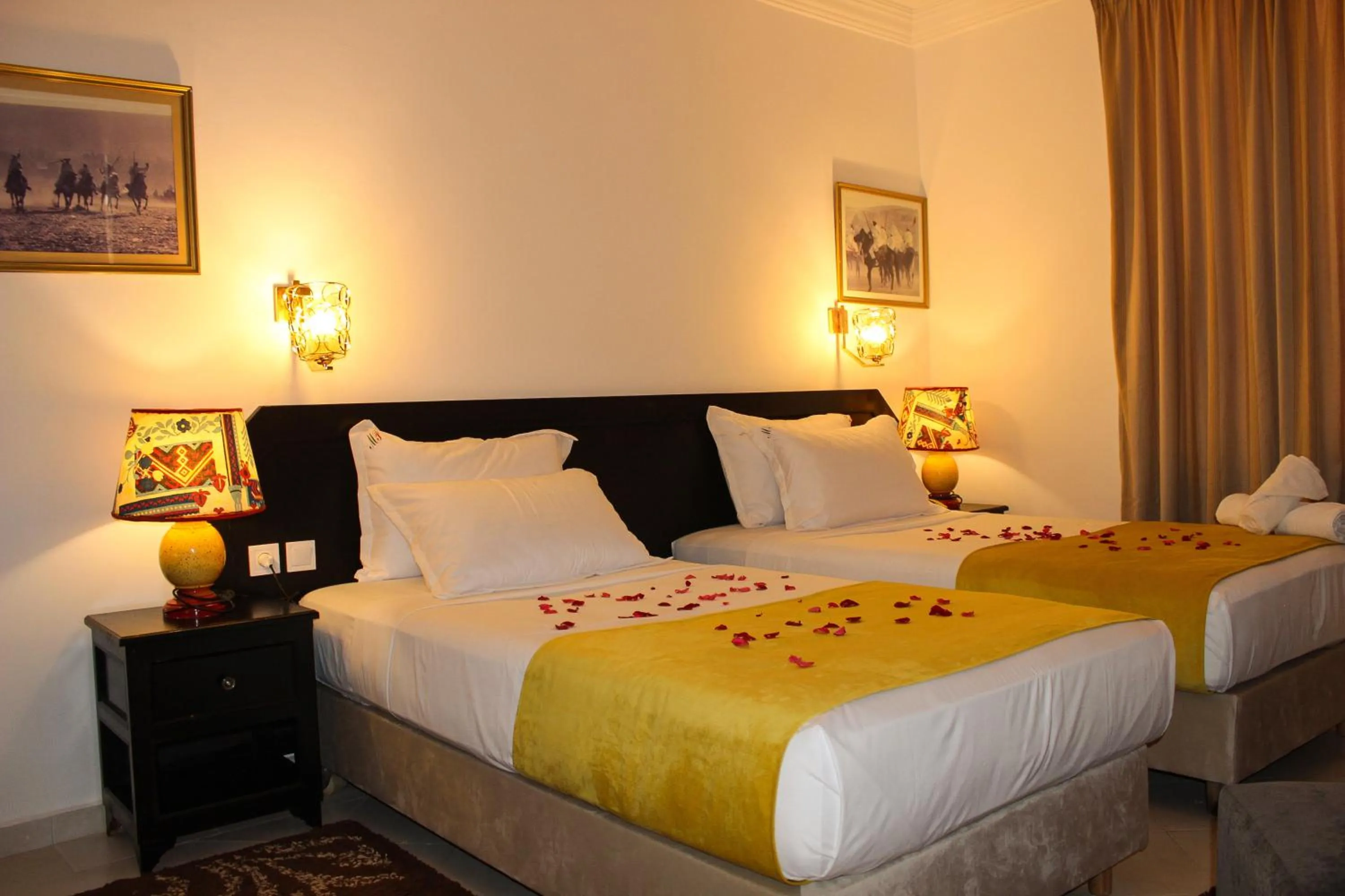 Photo of the whole room, Bed in Majorel Pearl Hotel-Riad-Restaurant Piscine&Spa