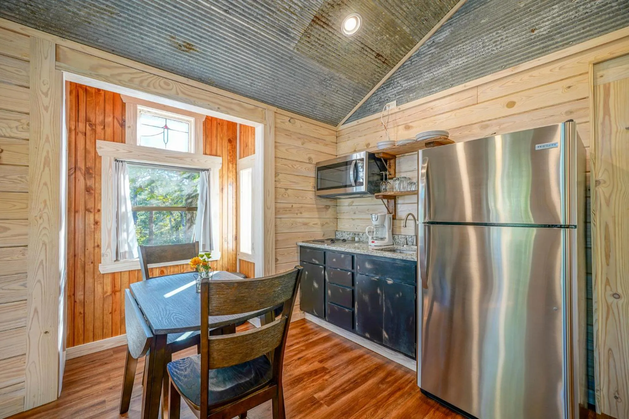 Kitchen or kitchenette in Starlight Haven Hot Springs