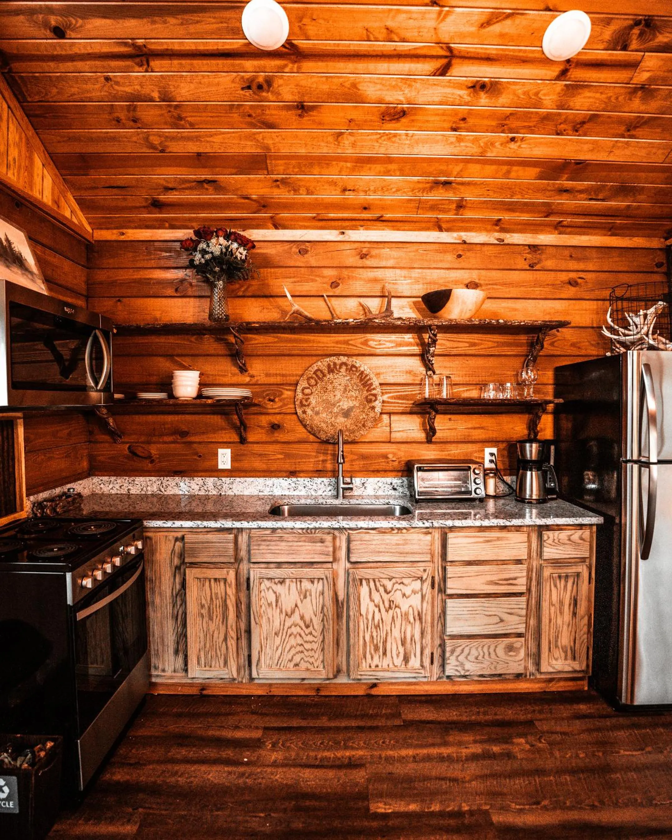 Kitchen or kitchenette in Starlight Haven Hot Springs