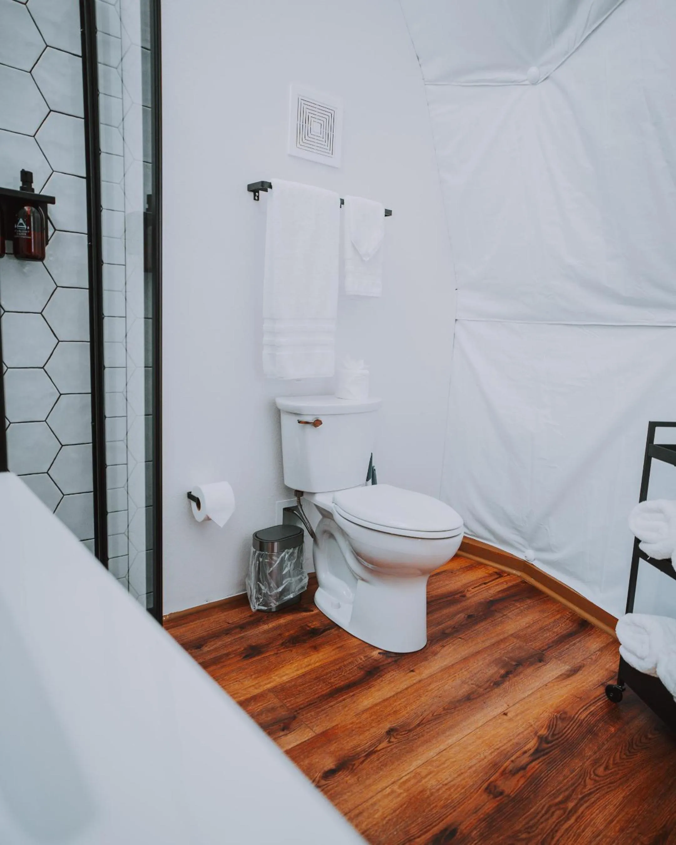 Shower in Starlight Haven Hot Springs