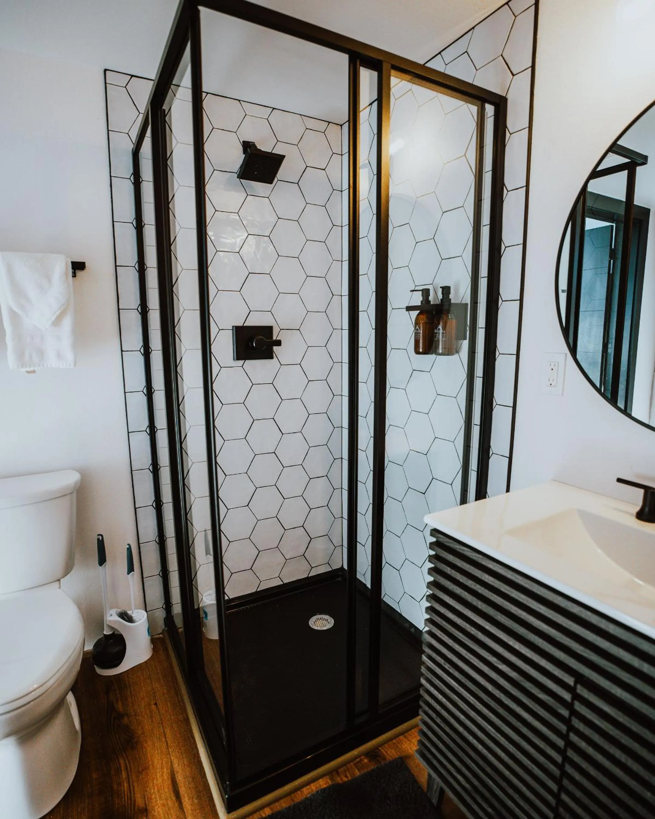 Shower in Starlight Haven Hot Springs