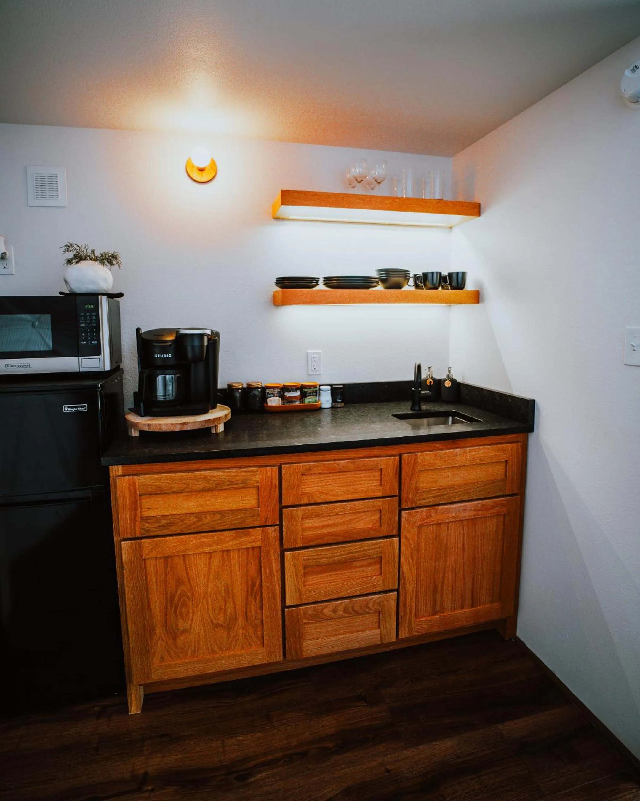 Kitchen or kitchenette in Starlight Haven Hot Springs