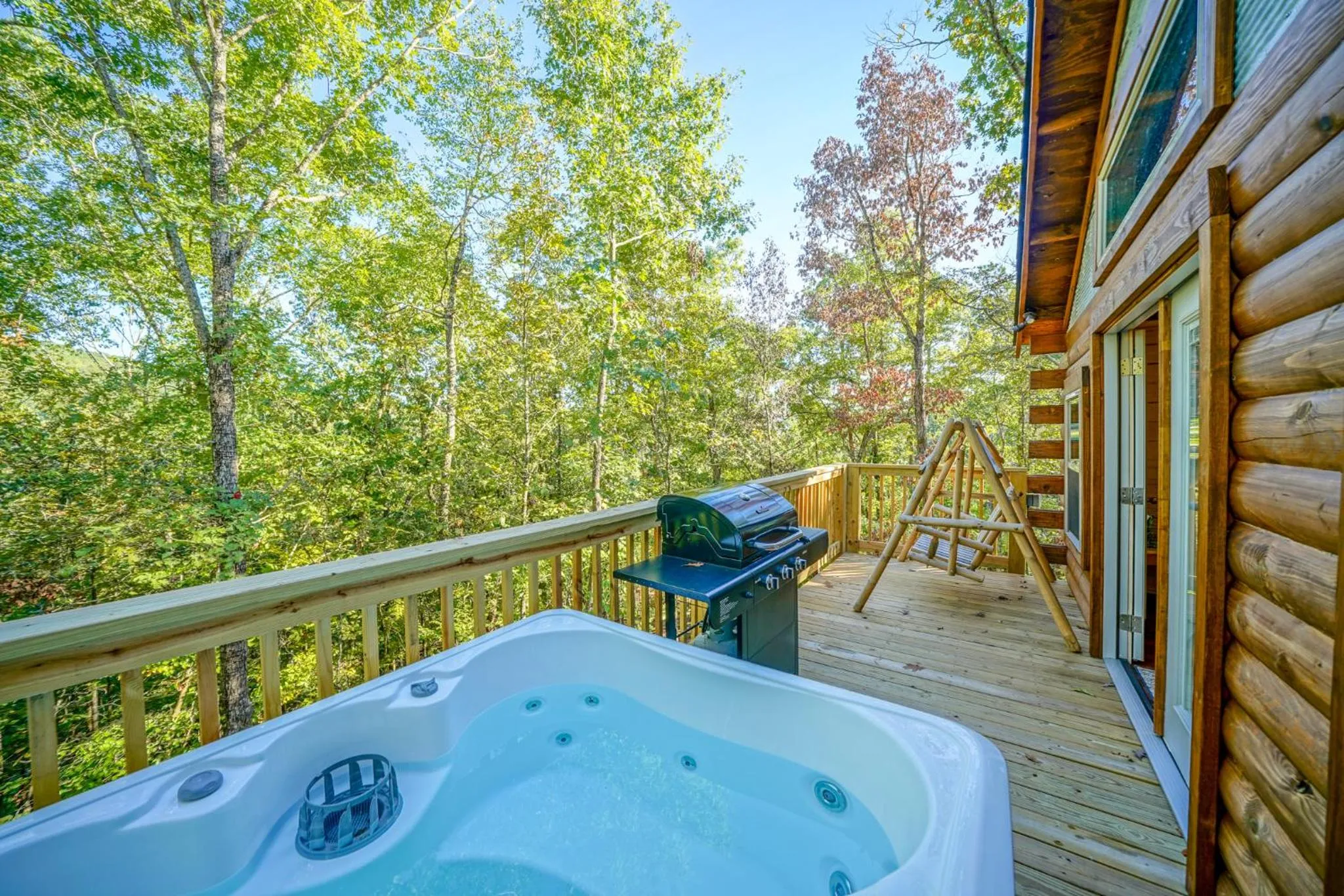 Hot Tub in Starlight Haven Hot Springs