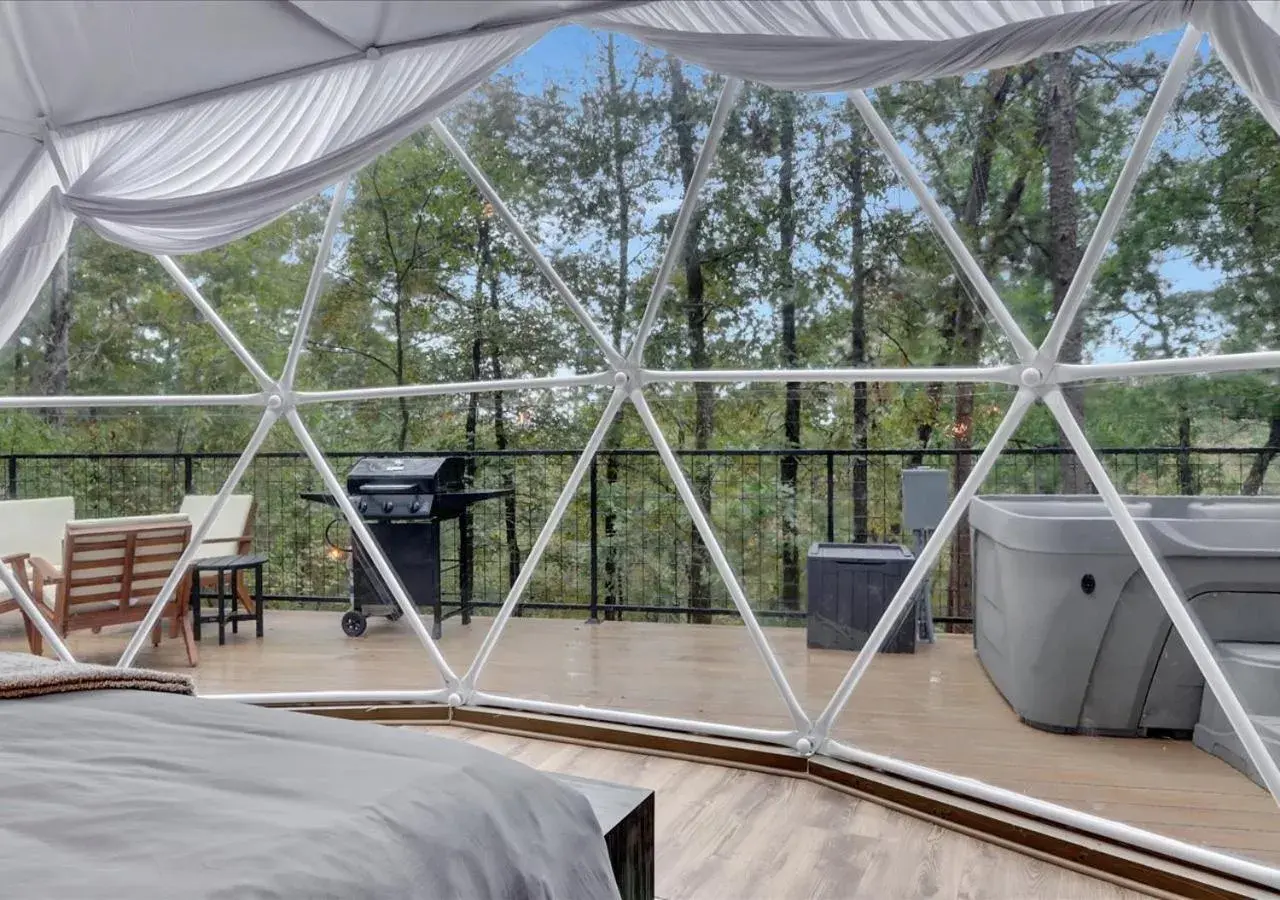 Bedroom in Starlight Haven Hot Springs Bedroom in Starlight Haven Hot Springs