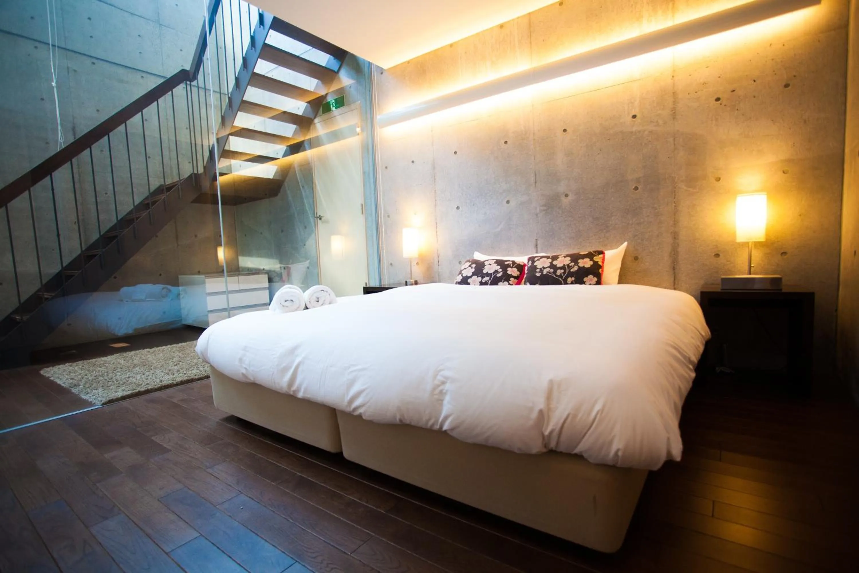 Full Circle Apartments