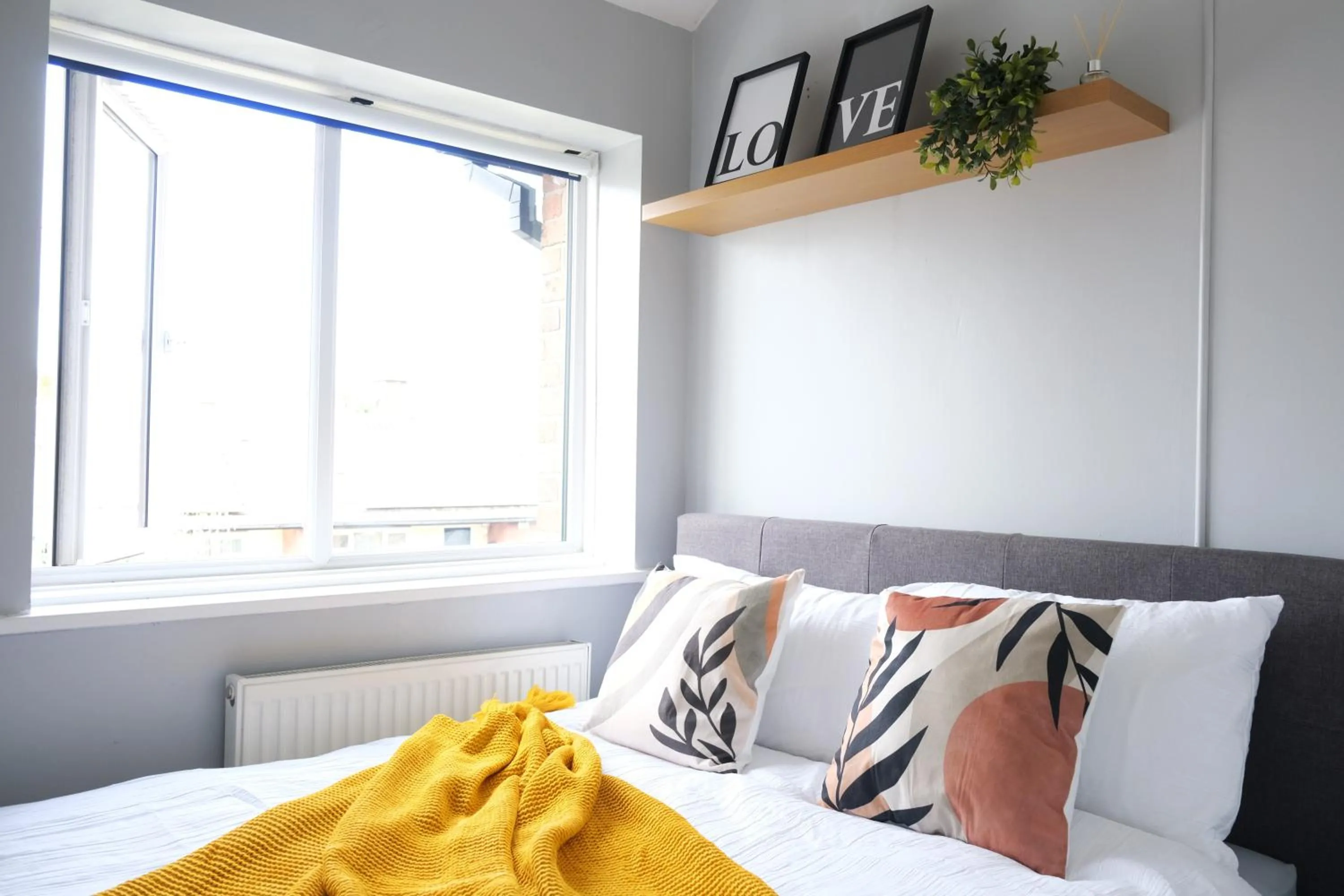 Bed in Bee Stays - Northway House