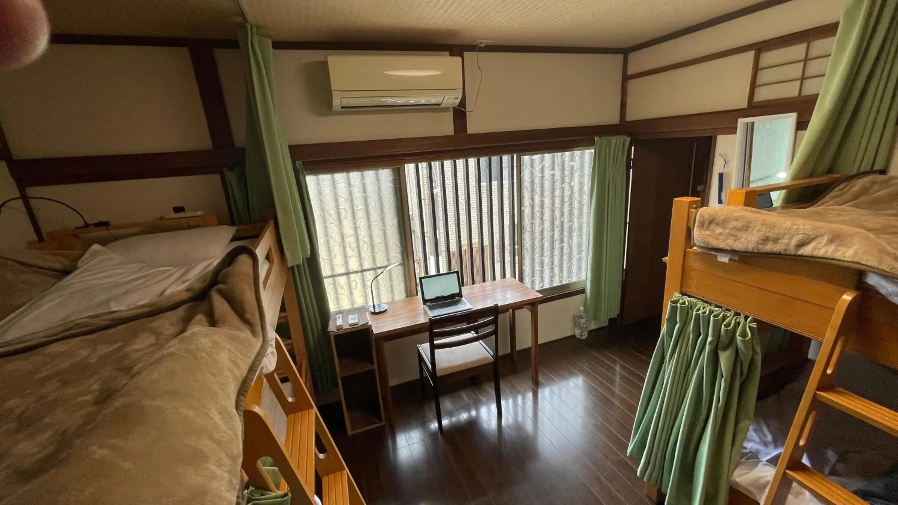 Bunk Bed in Mixed Dormitory Room in Guesthouse KYOTO COMPASS Bunk Bed in Mixed Dormitory Room in Guesthouse KYOTO COMPASS