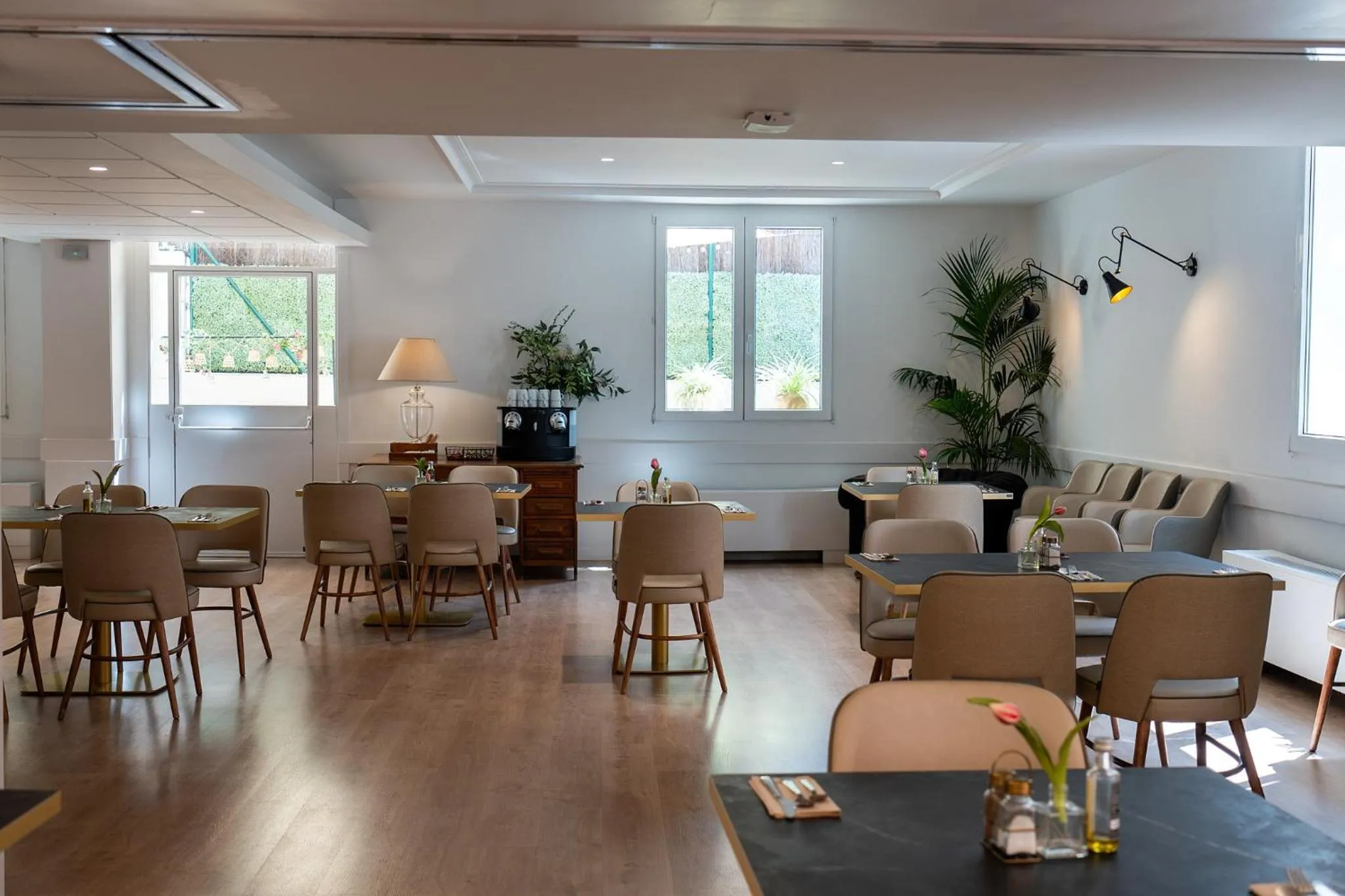 Meeting/conference room in Tres Torres Atiram Hotel