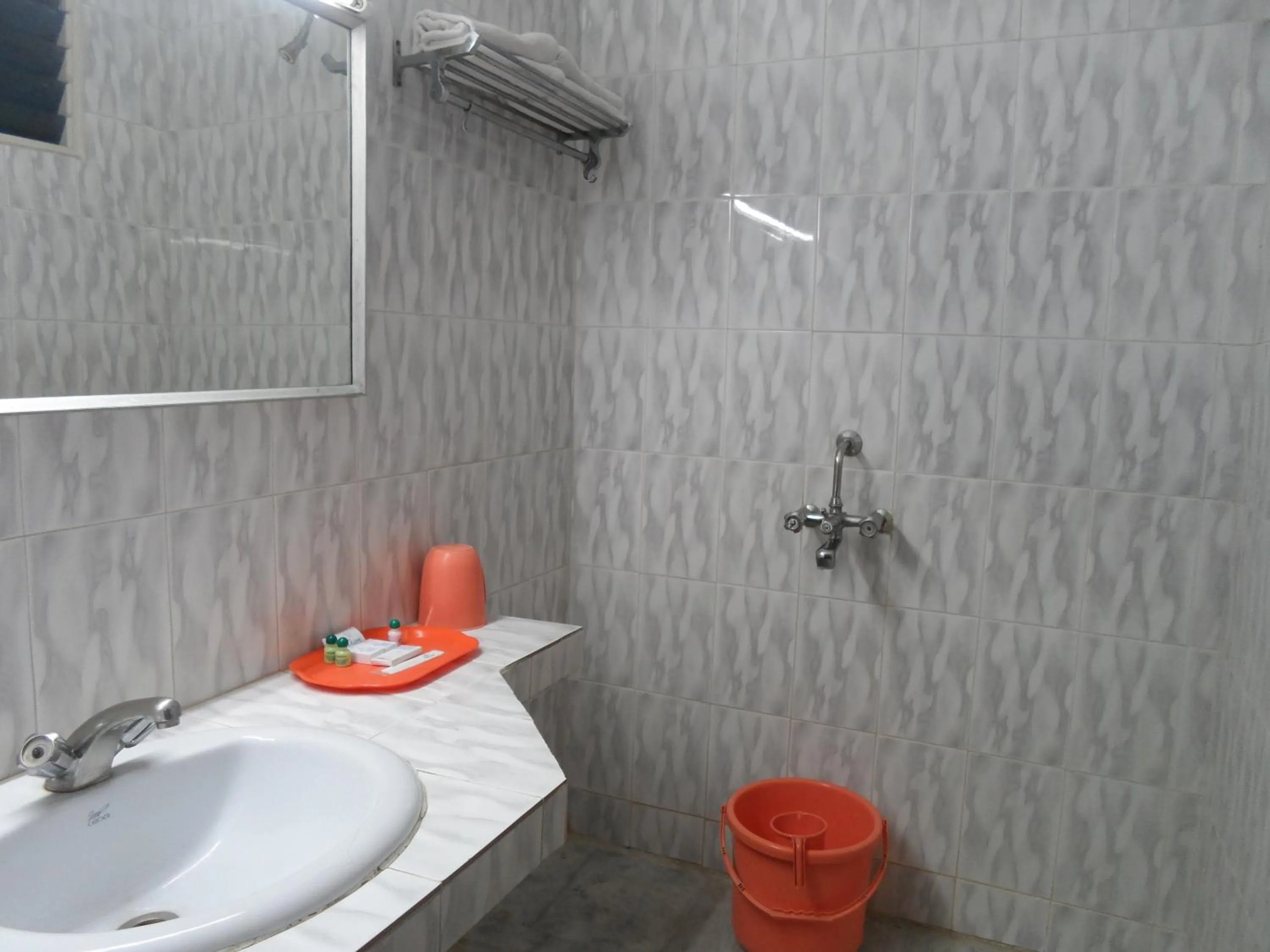 Bathroom in Hotel PLR Grand