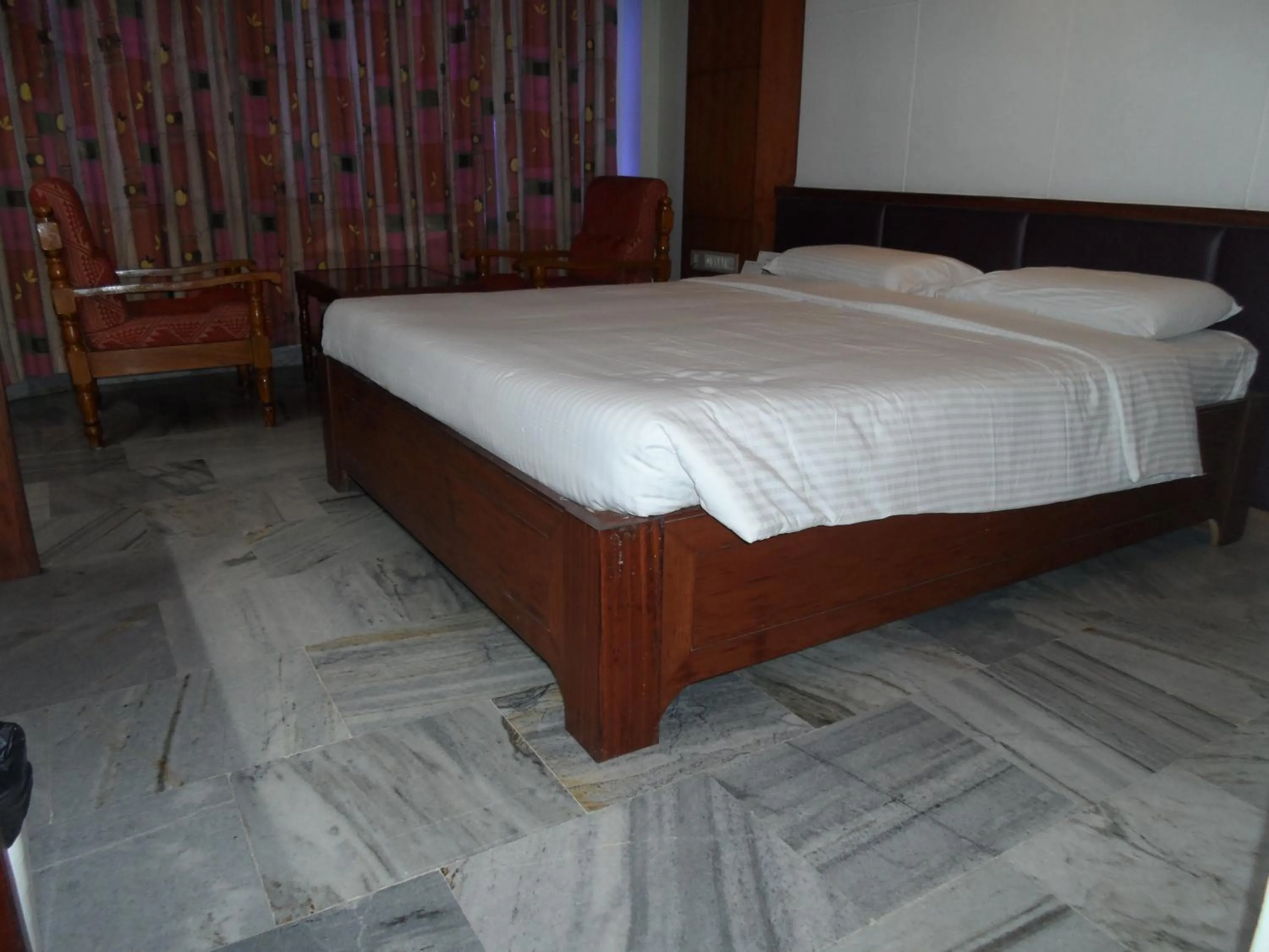 Bedroom, Bed in Hotel PLR Grand
