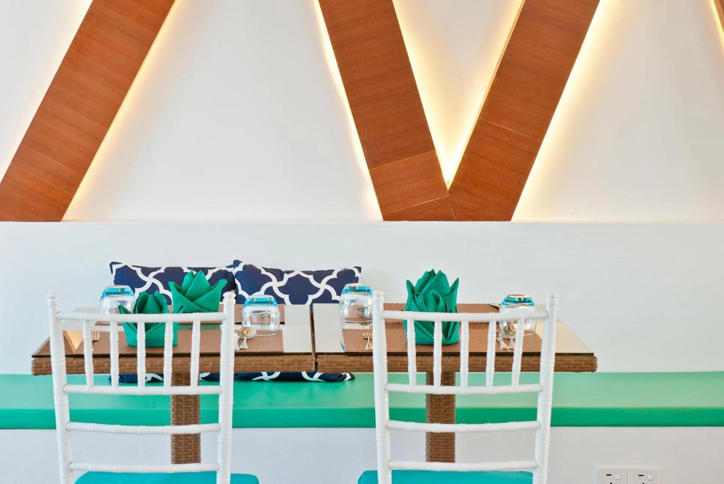 Restaurant/places to eat in Crystal Sands