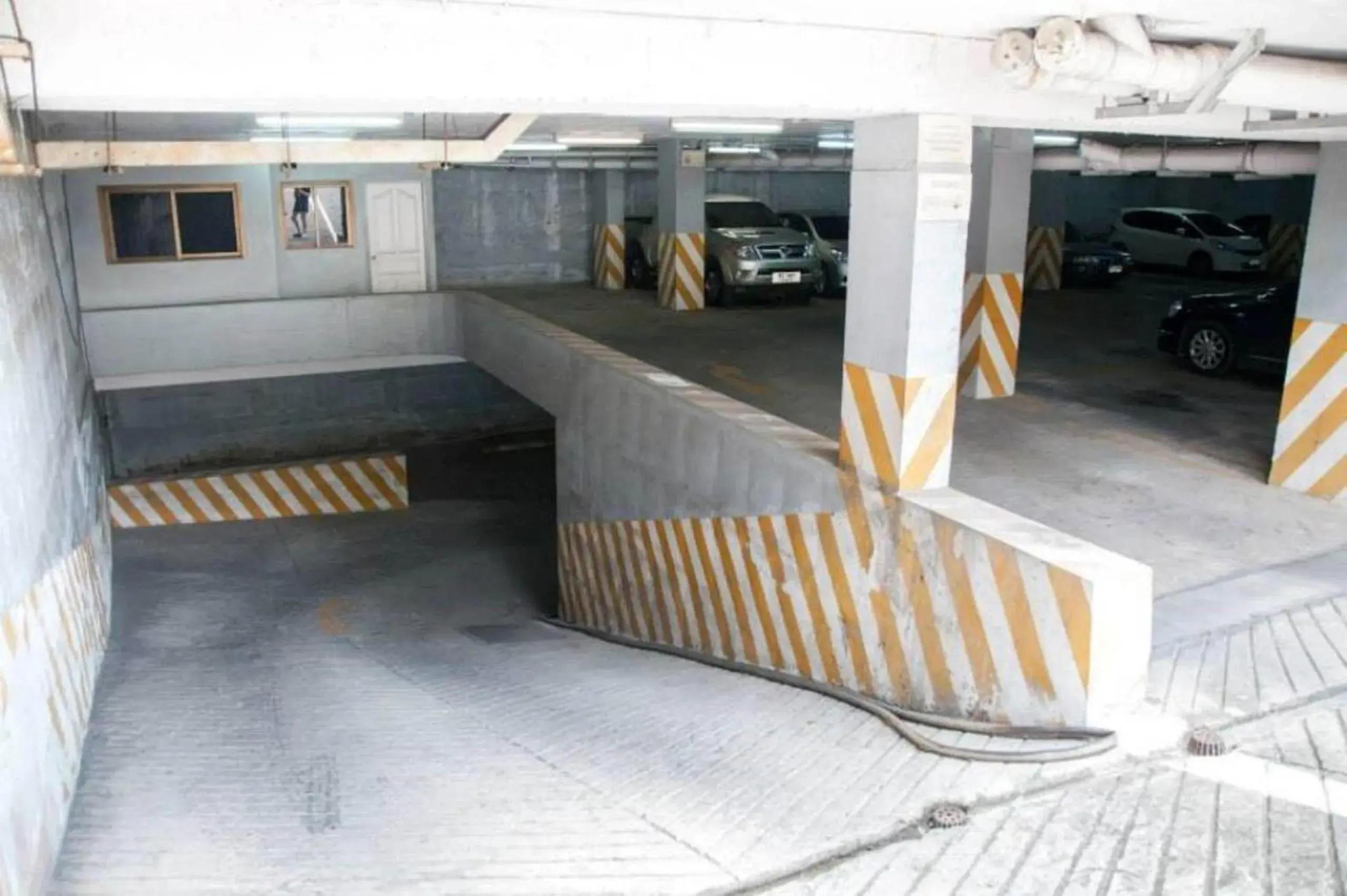 Facade/entrance in S.K. Residence Facade/entrance in S.K. Residence