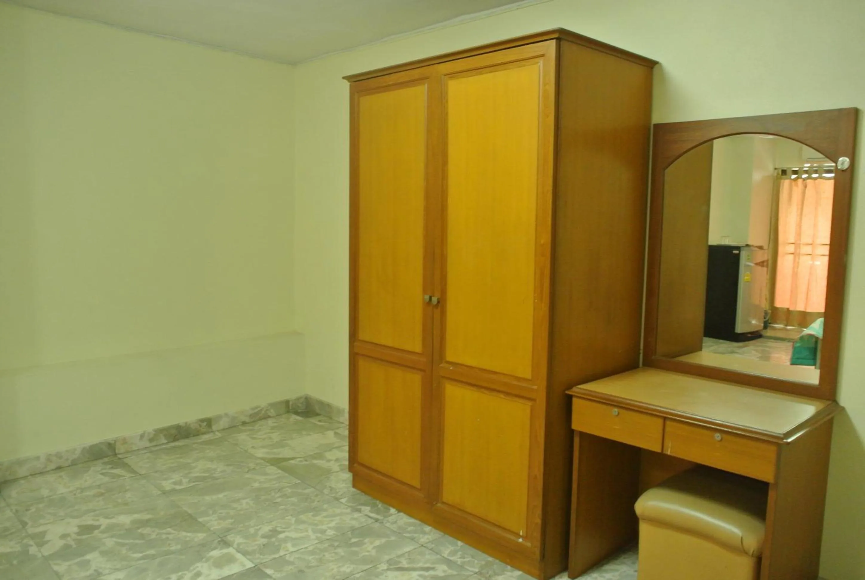 Photo of the whole room in S.K. Residence