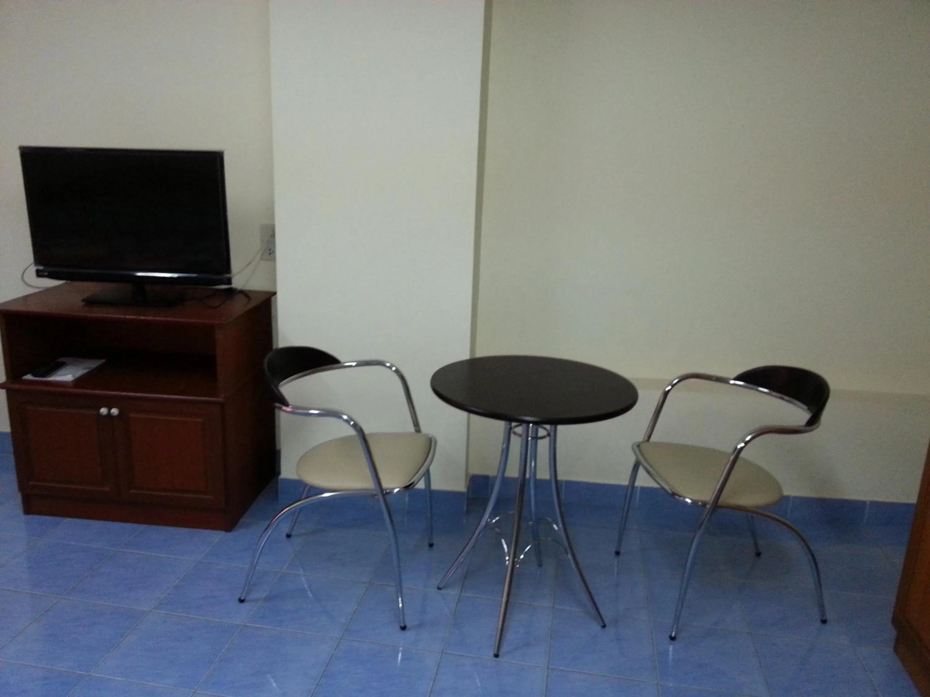 Photo of the whole room in S.K. Residence