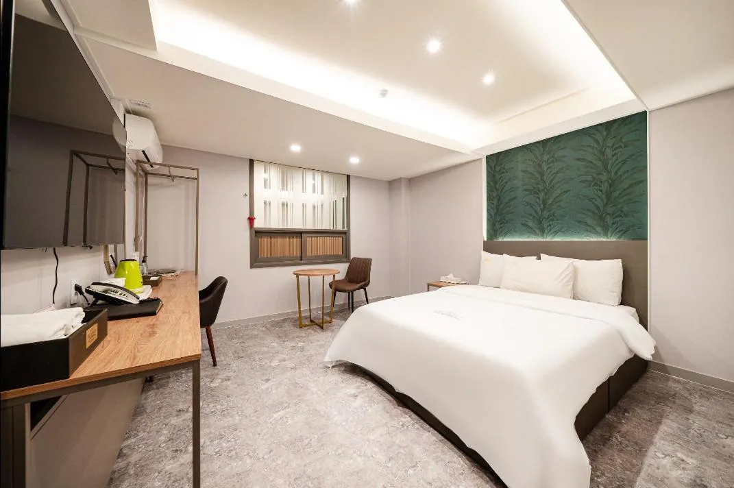 Bed in Bundang Regency Hotel