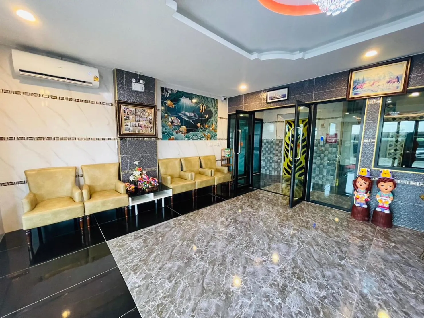 Lobby or reception in โรงแรมเรือนคุณเล็ก กานต์สินี