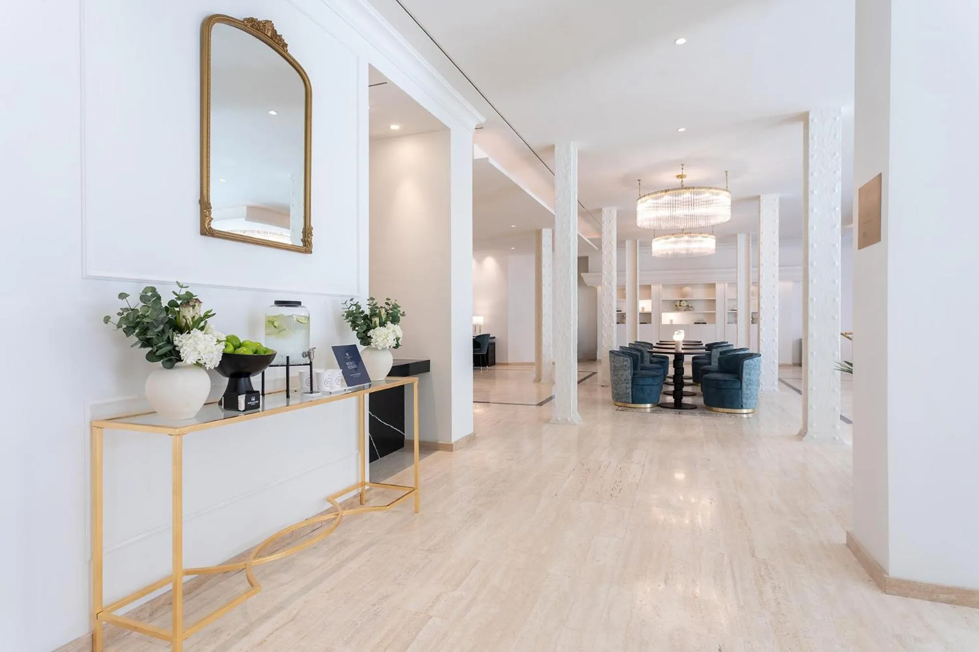 Lobby or reception in Eurostars Laietana