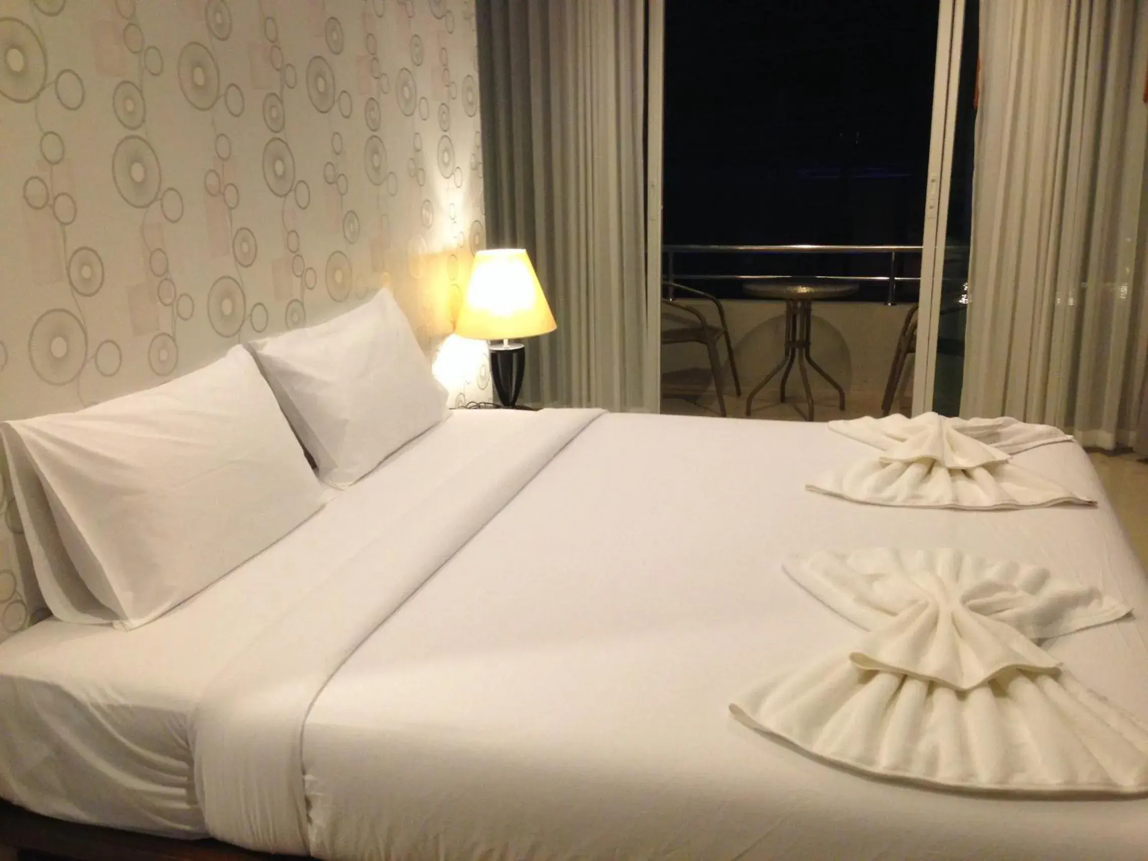 Bed in Krabi River View Hotel Bed in Krabi River View Hotel