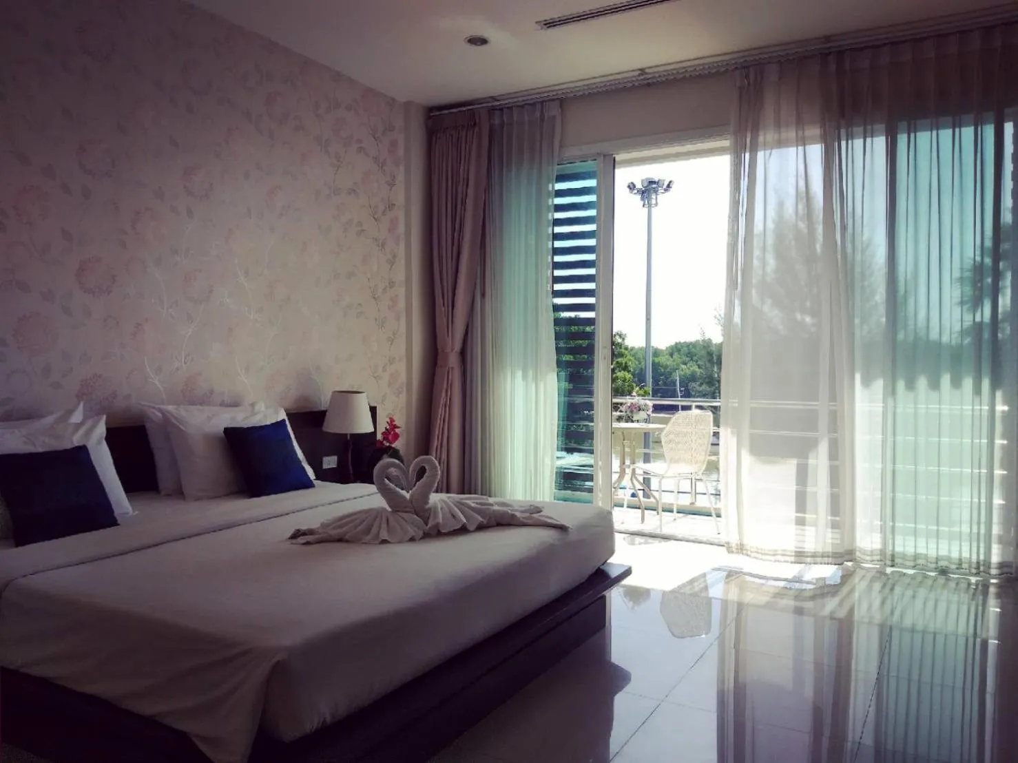 Photo of the whole room, Bed in Krabi River View Hotel