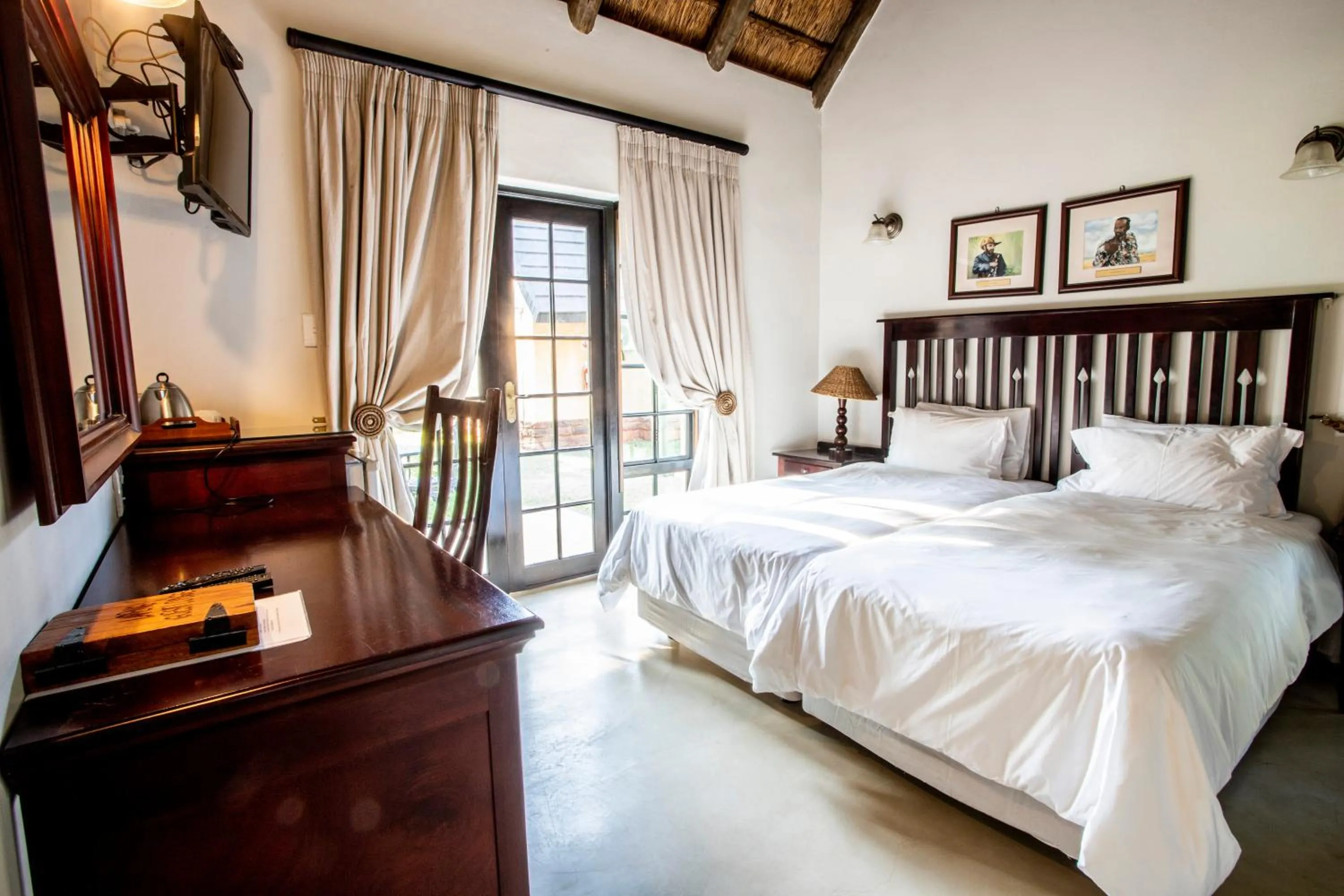 Bed in Lapeng Guest Lodge