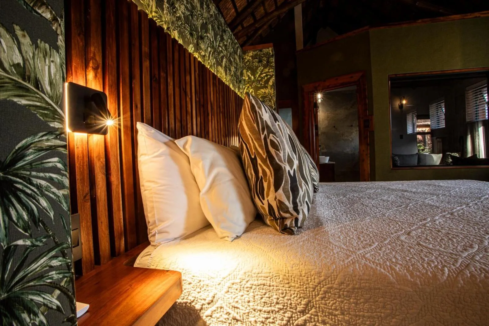 Bed in Lapeng Guest Lodge