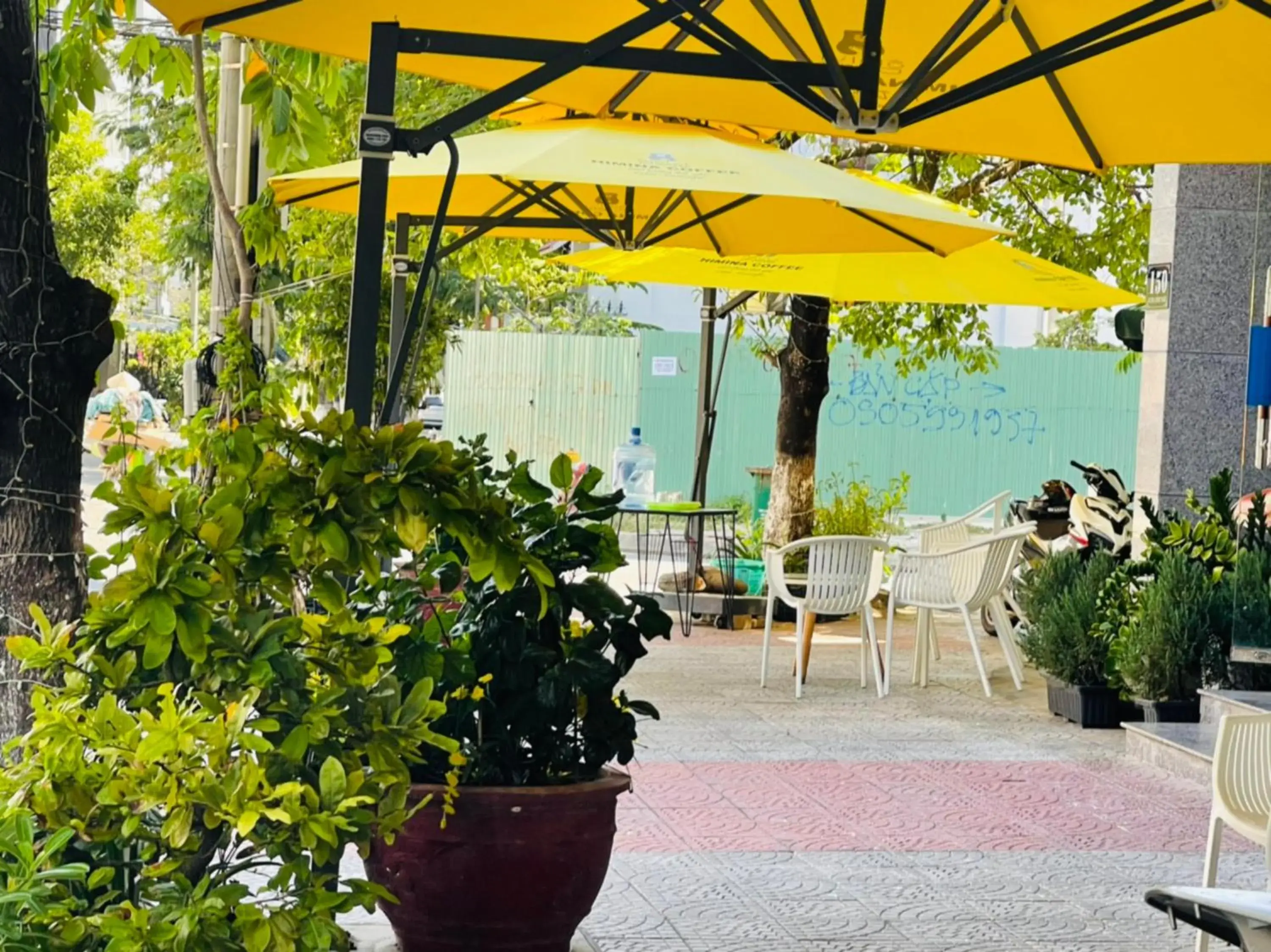 Facade/entrance in SKY APARTMENT & HOTEL Facade/entrance in SKY APARTMENT & HOTEL