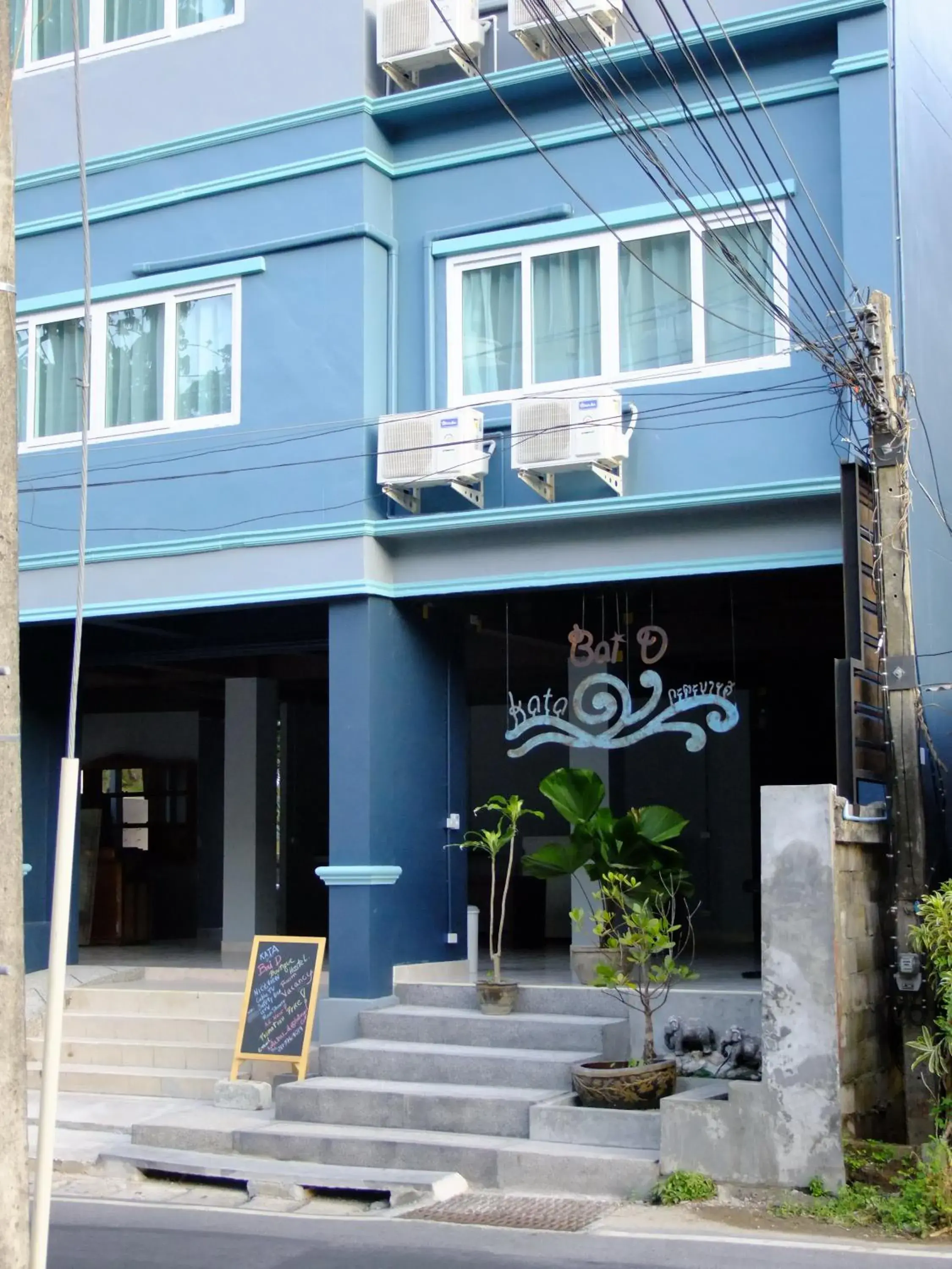 Facade/entrance in Kata Bai D - SHA Certificate Hotel Facade/entrance in Kata Bai D - SHA Certificate Hotel