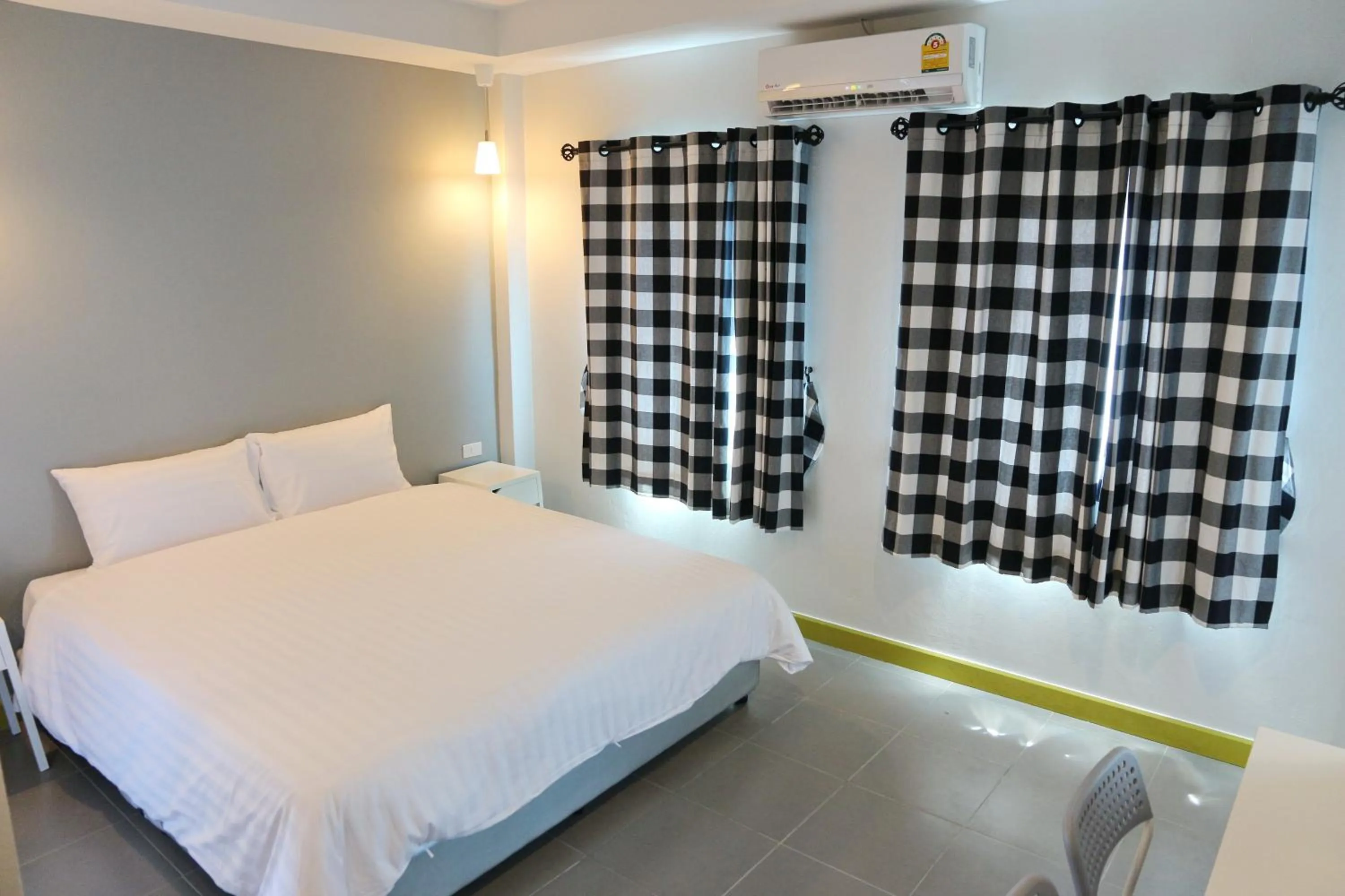 Photo of the whole room, Bed in Kata Bai D - SHA Certificate Hotel