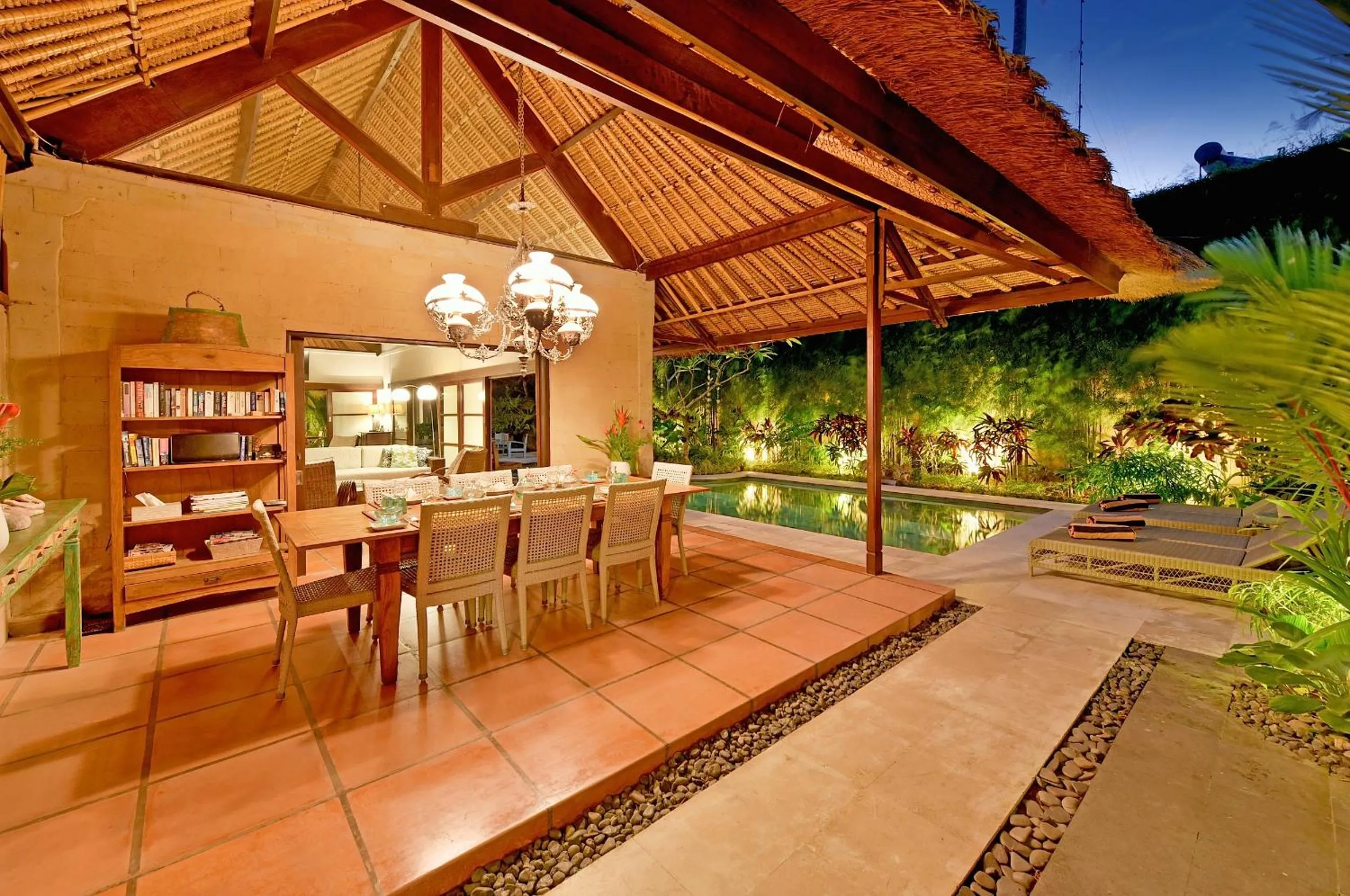 Dining area in Villa Elleo