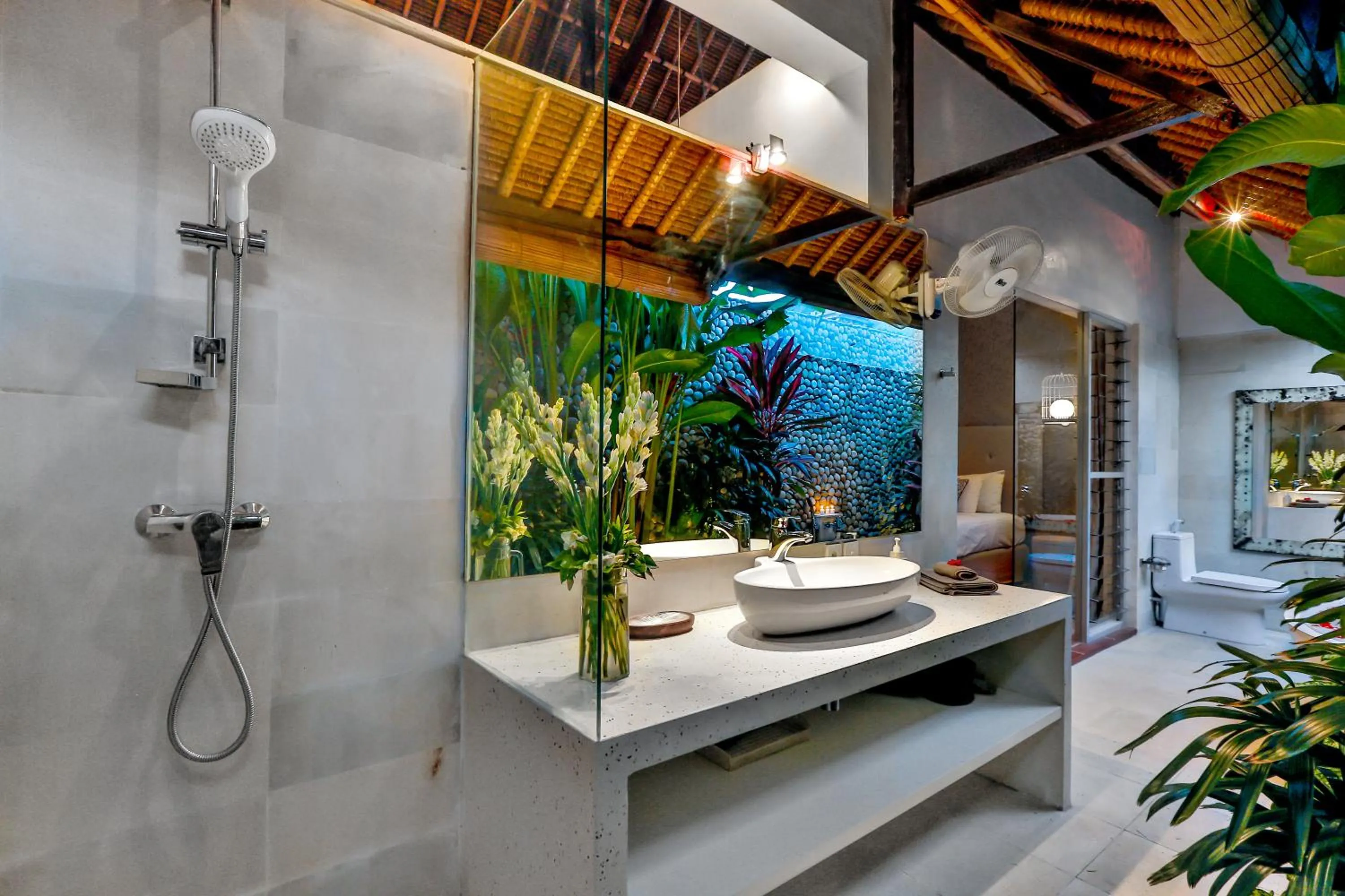 Bathroom in Villa Elleo